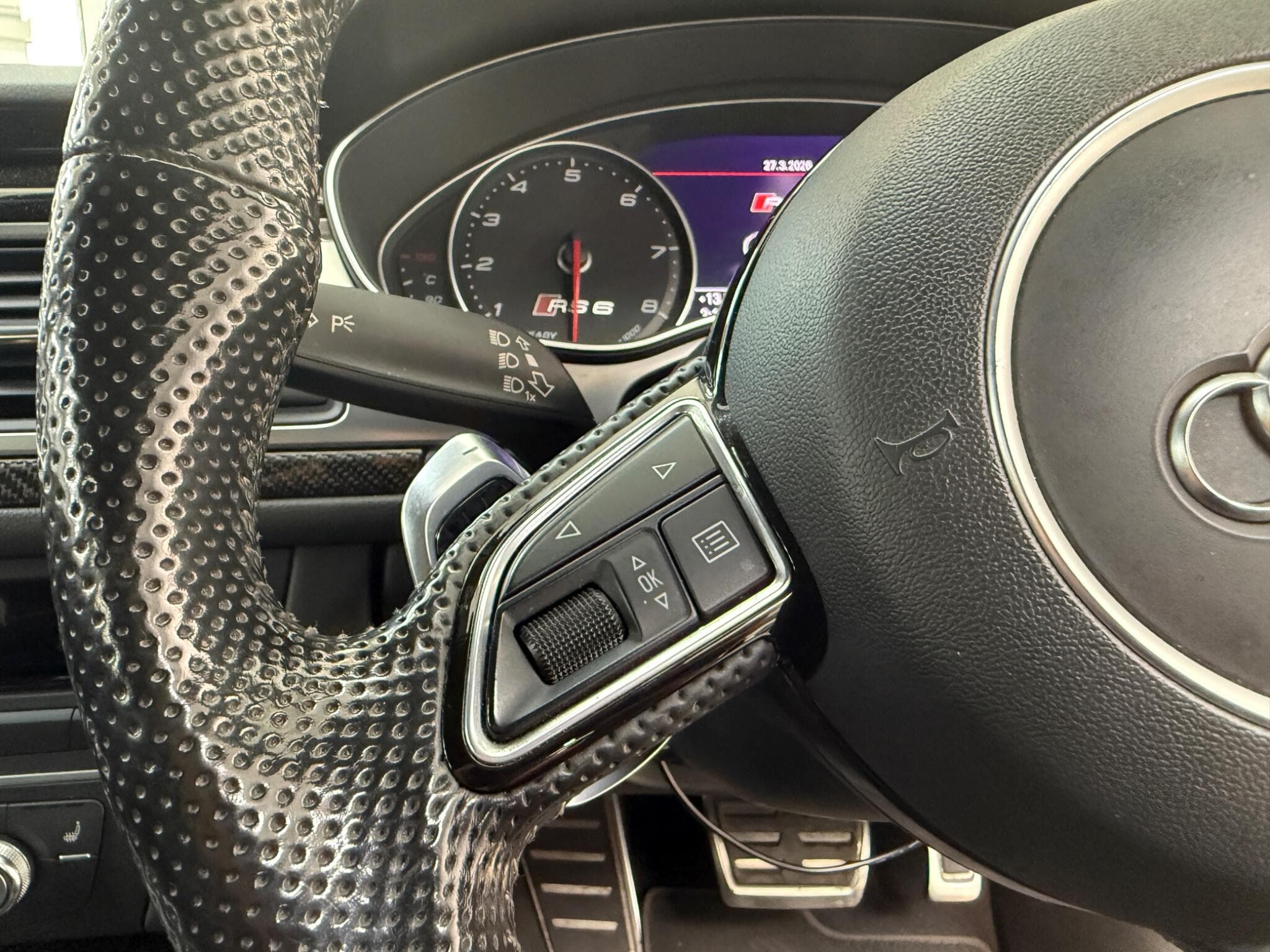 2017 Audi RS6 Avant - Image 24
