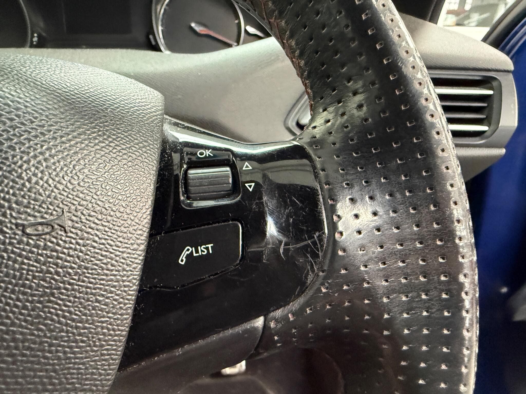2015 Peugeot 308 - Image 16