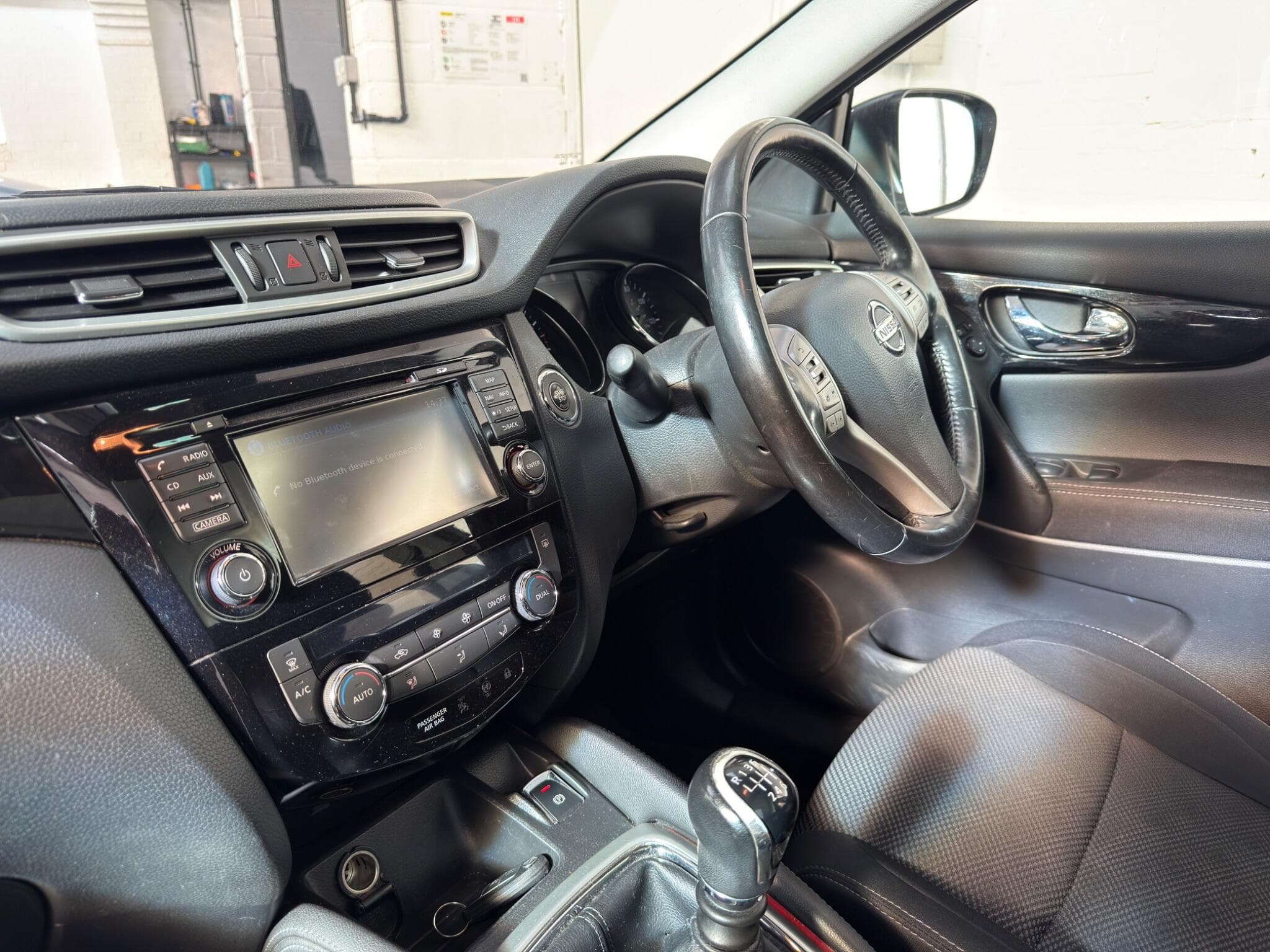 2014 Nissan Qashqai - Image 15
