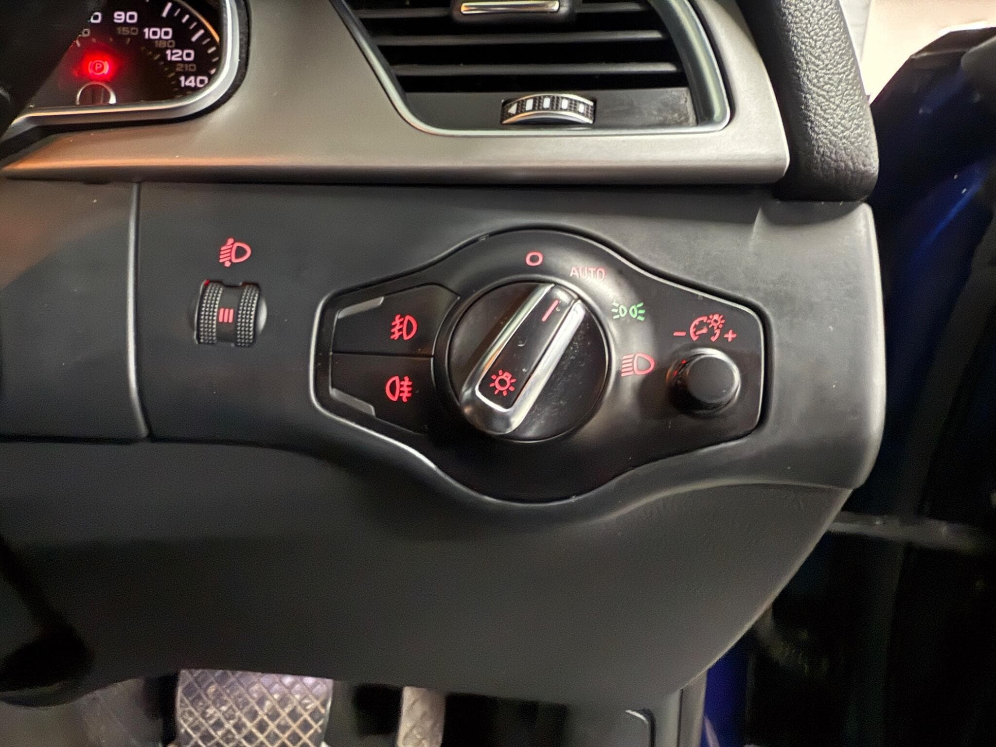 2013 Audi A5 - Image 16