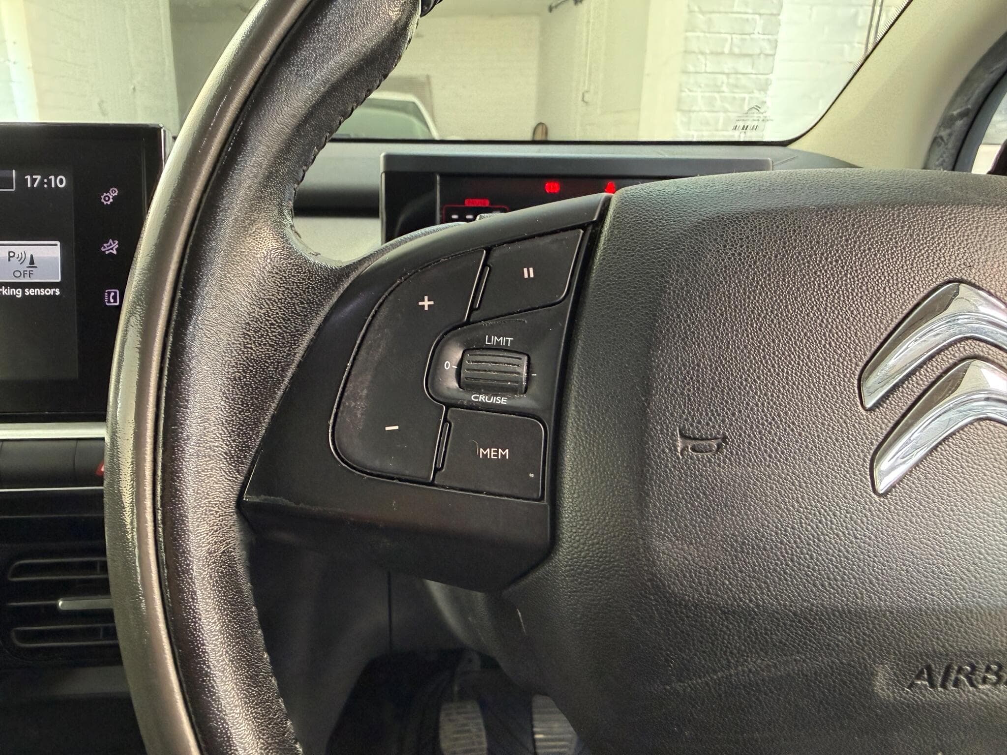 2016 Citroen C4 Cactus - Image 18