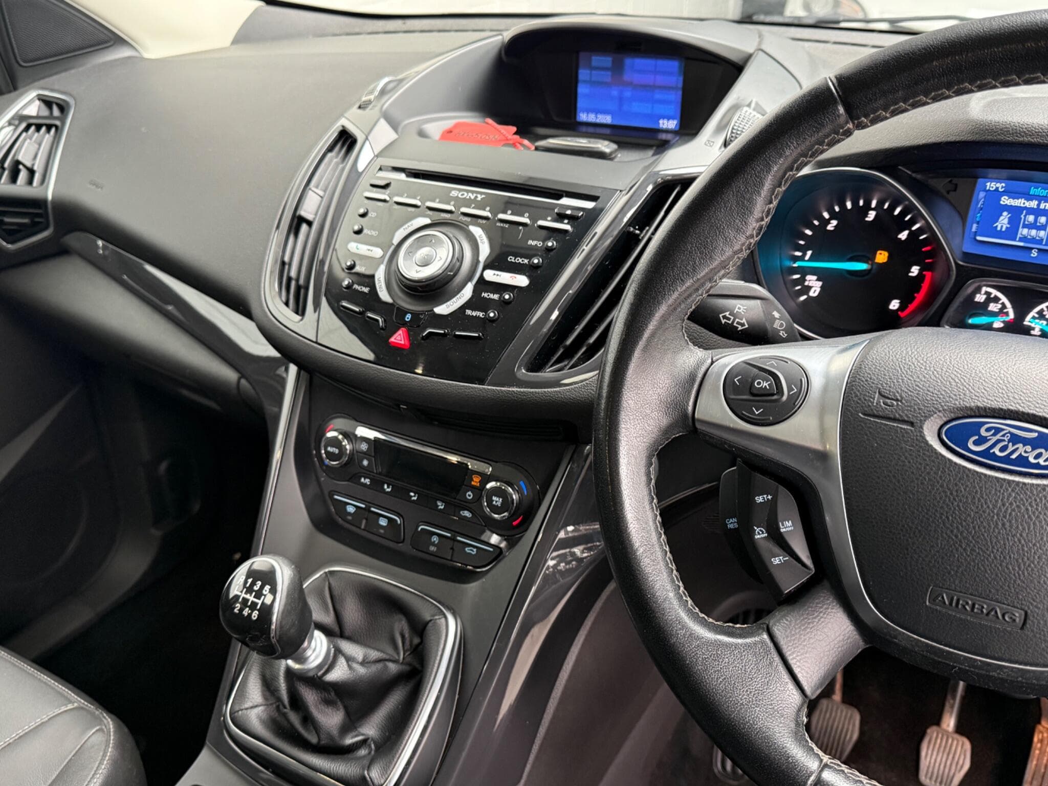 2015 Ford Kuga - Image 18