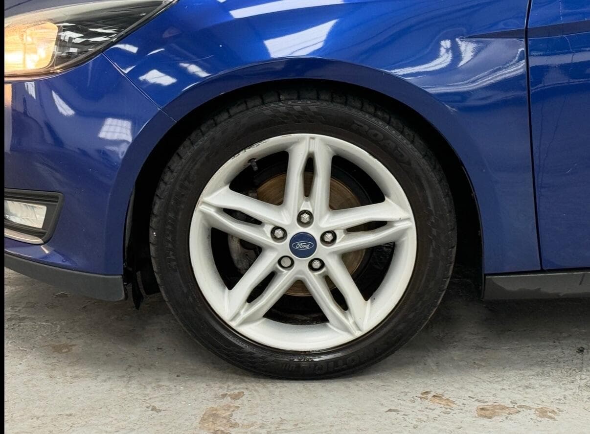 2016 Ford Focus - Image 14