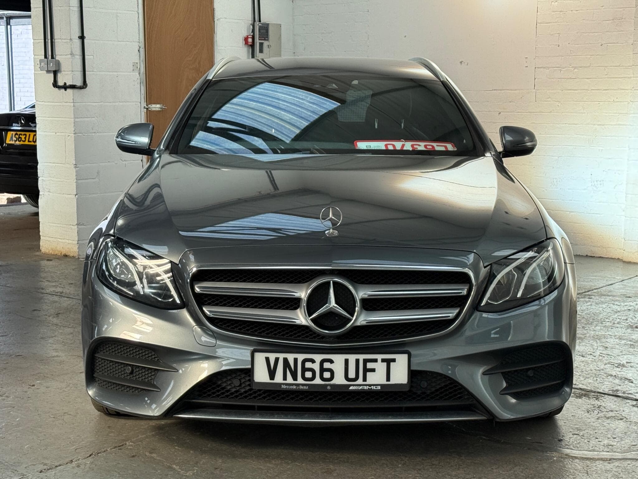 2016 Mercedes-Benz E Class - Image 2
