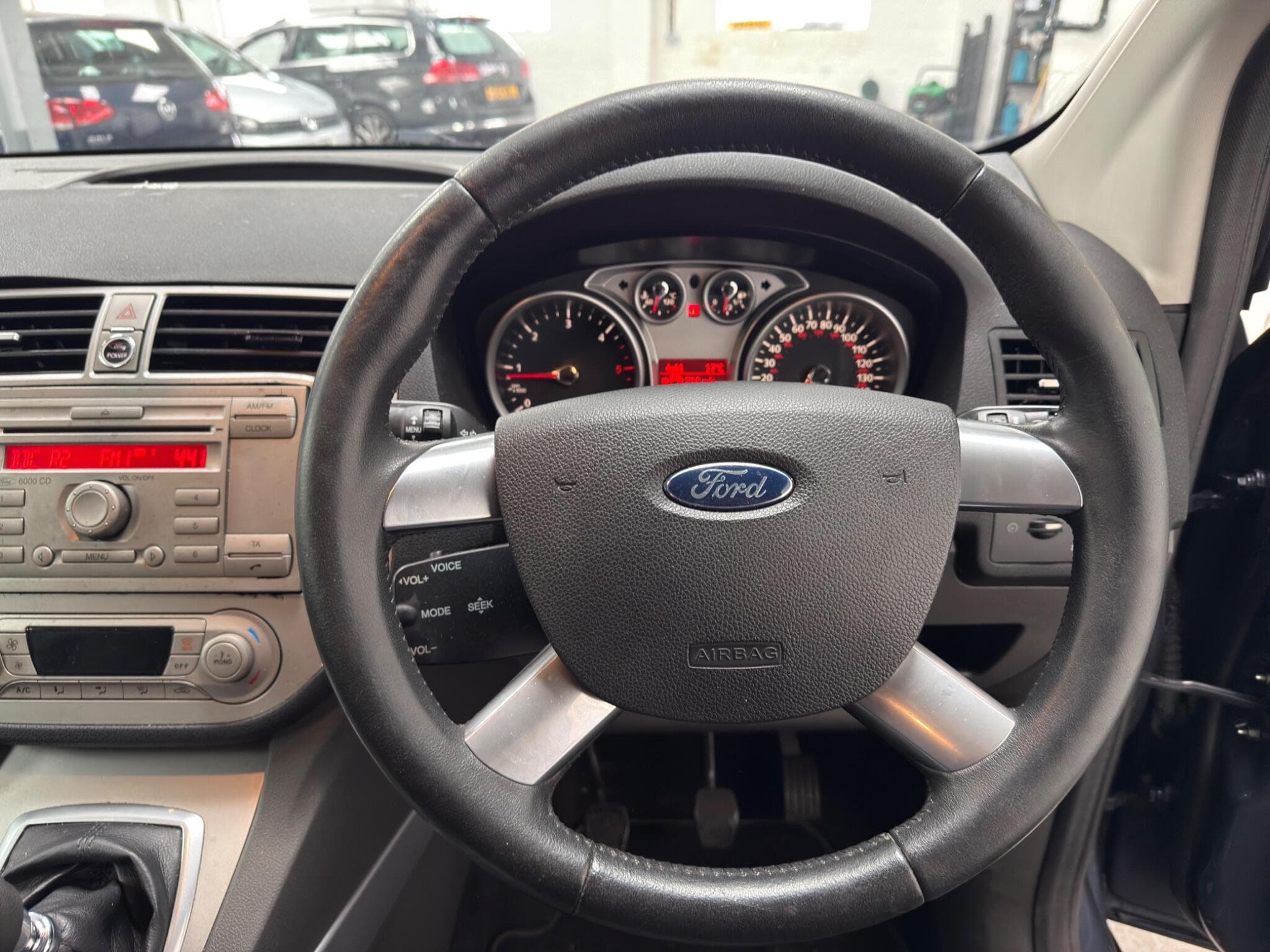 2011 Ford Kuga - Image 17