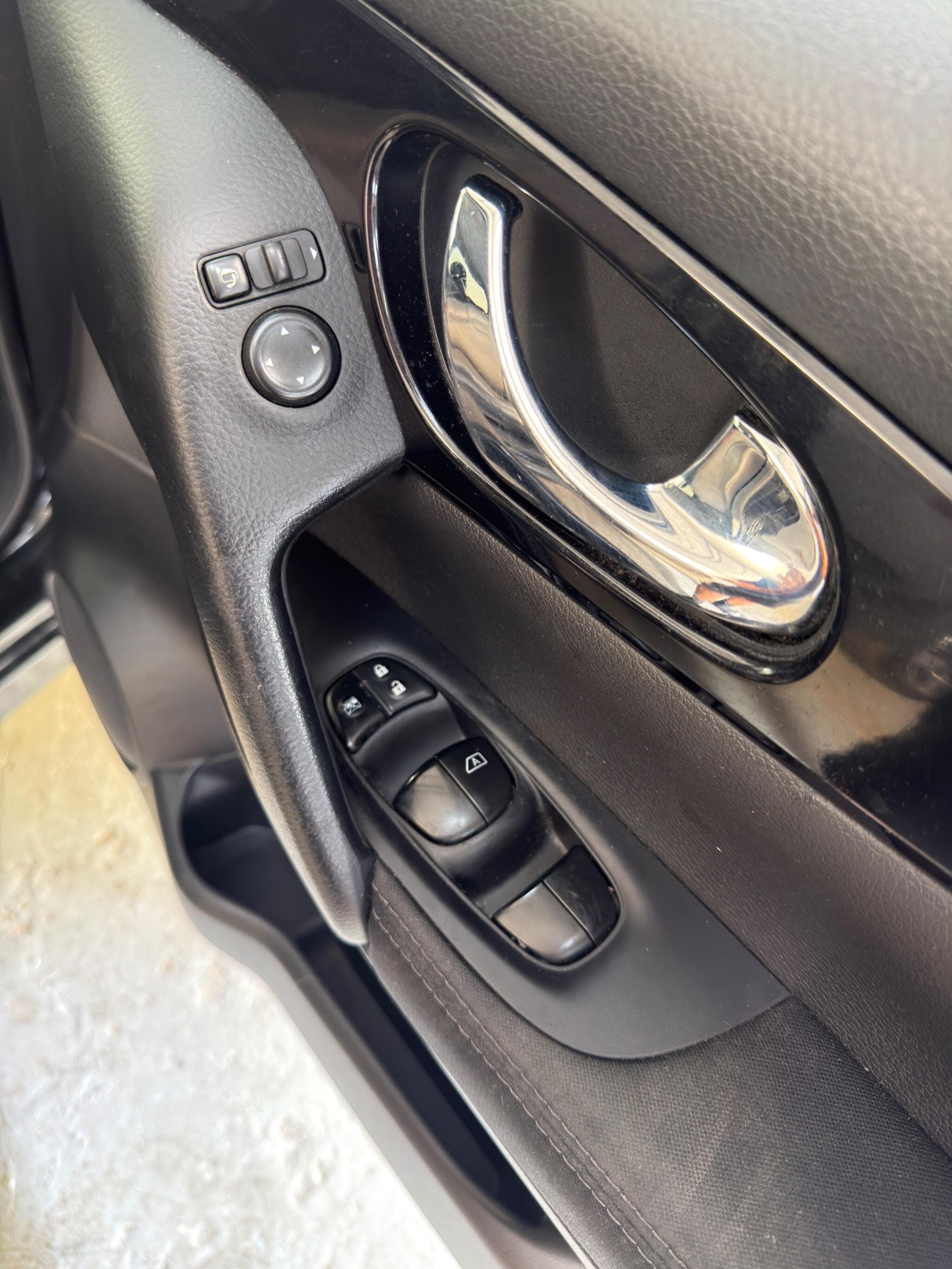 2015 Nissan Qashqai - Image 15