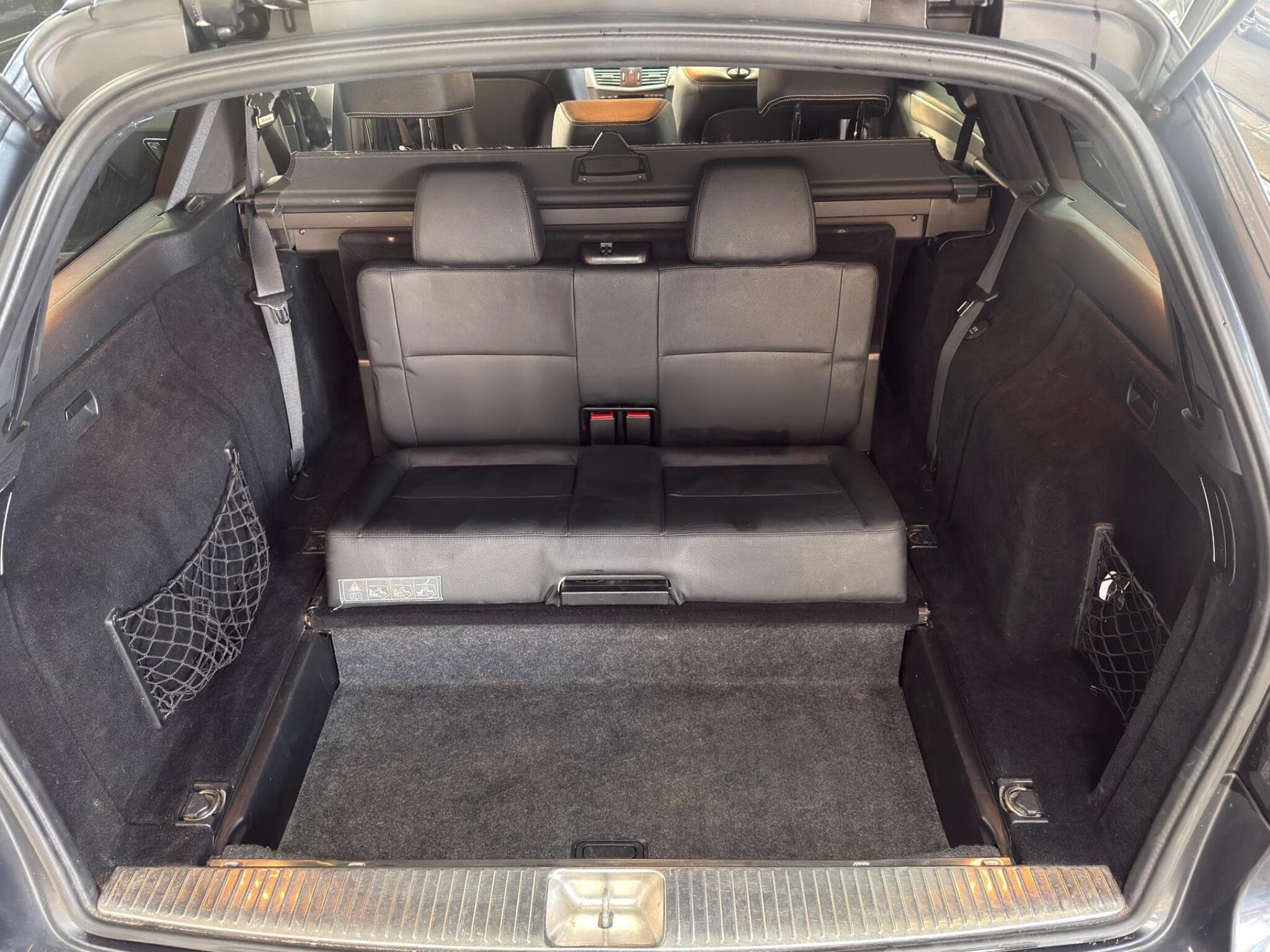 2010 Mercedes-Benz E Class - Image 37