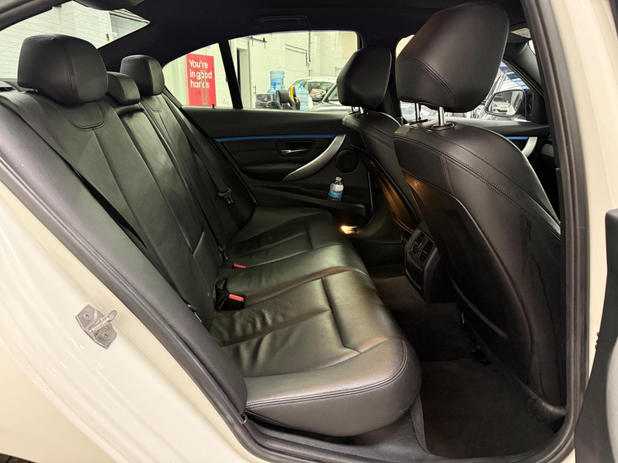 2015 BMW 3 Series - Image 22