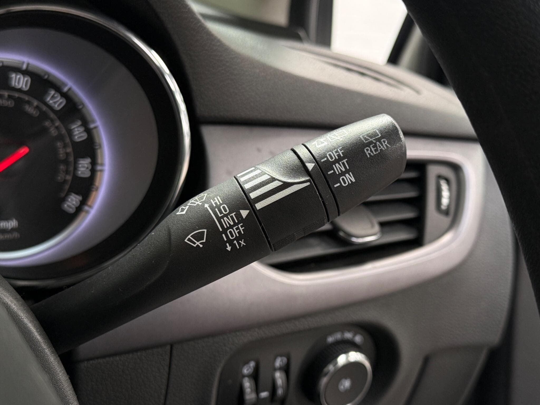 2016 Vauxhall Astra - Image 22