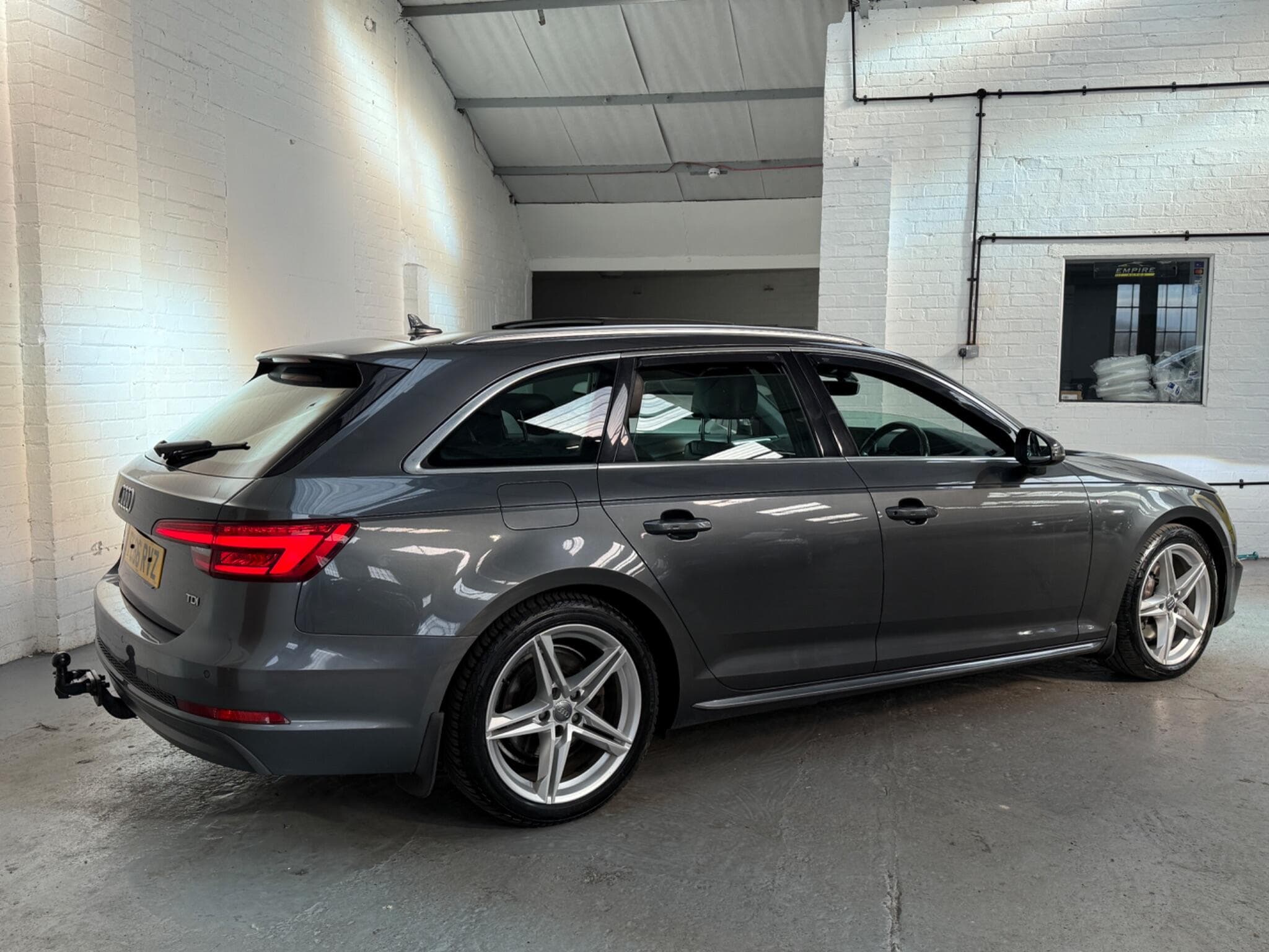 2016 Audi A4 Avant - Image 11