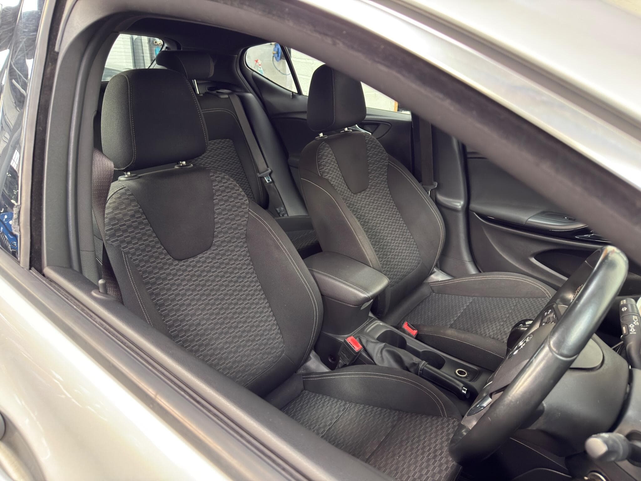2016 Vauxhall Astra - Image 16