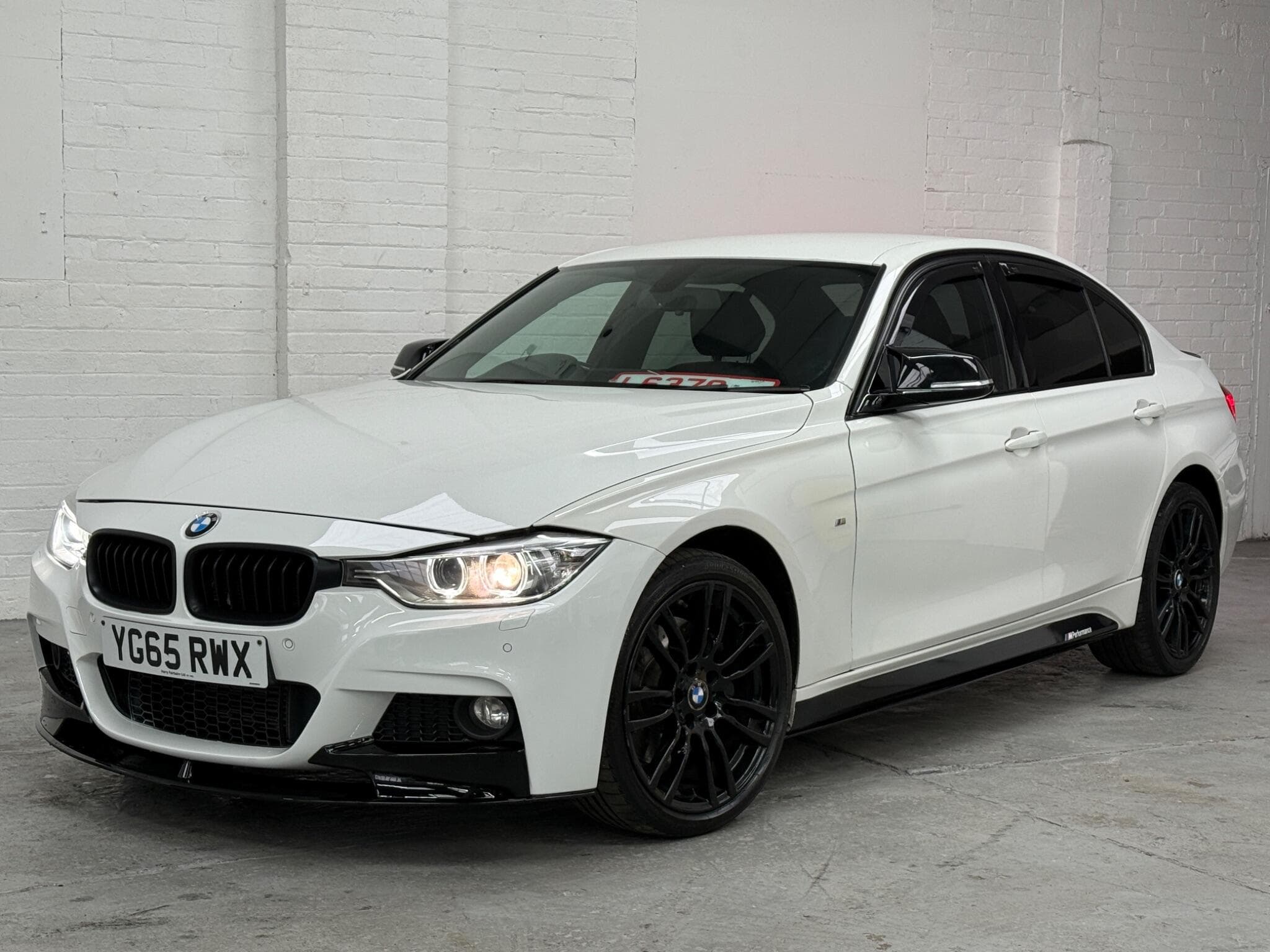 2015 BMW 3 Series - Image 7