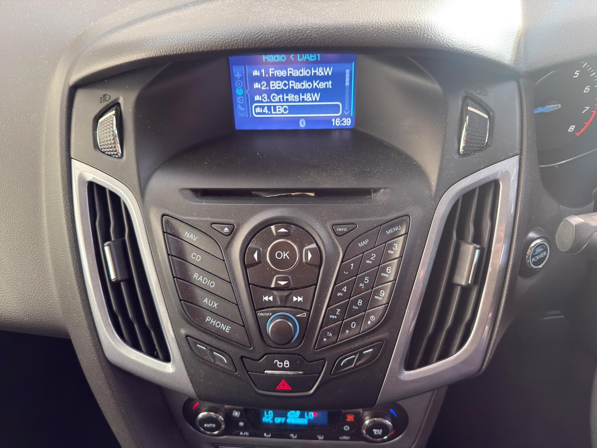 2012 Ford Focus - Image 31