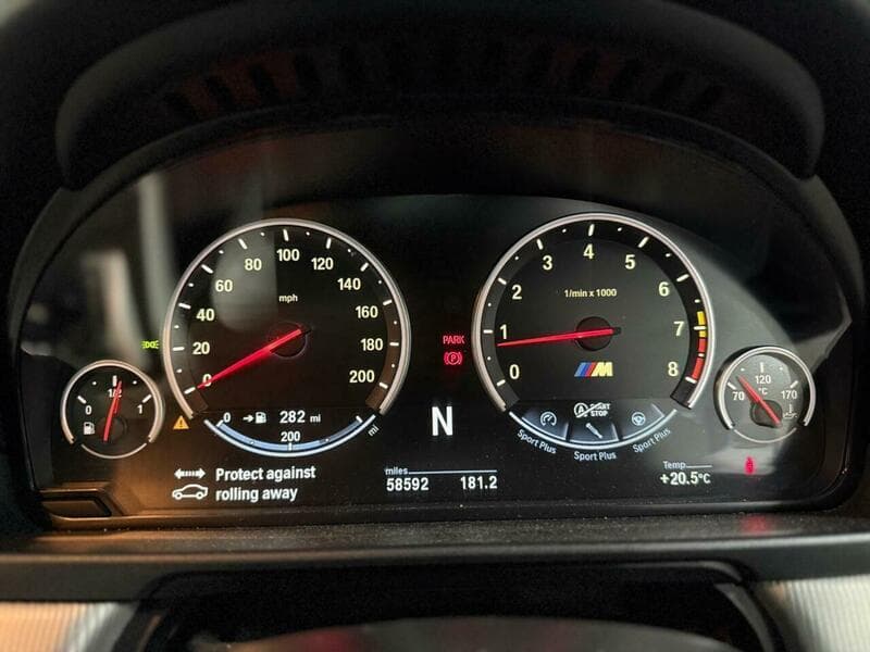 2014 BMW M5 - Image 36