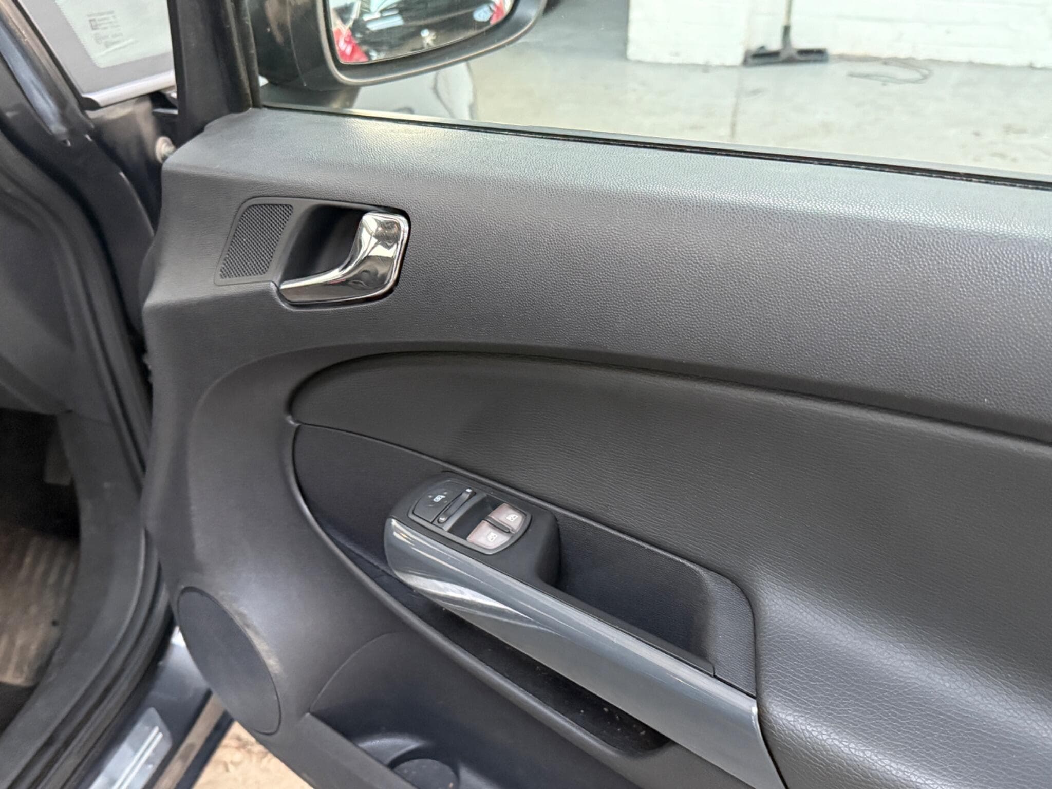 2012 Vauxhall Corsa - Image 16