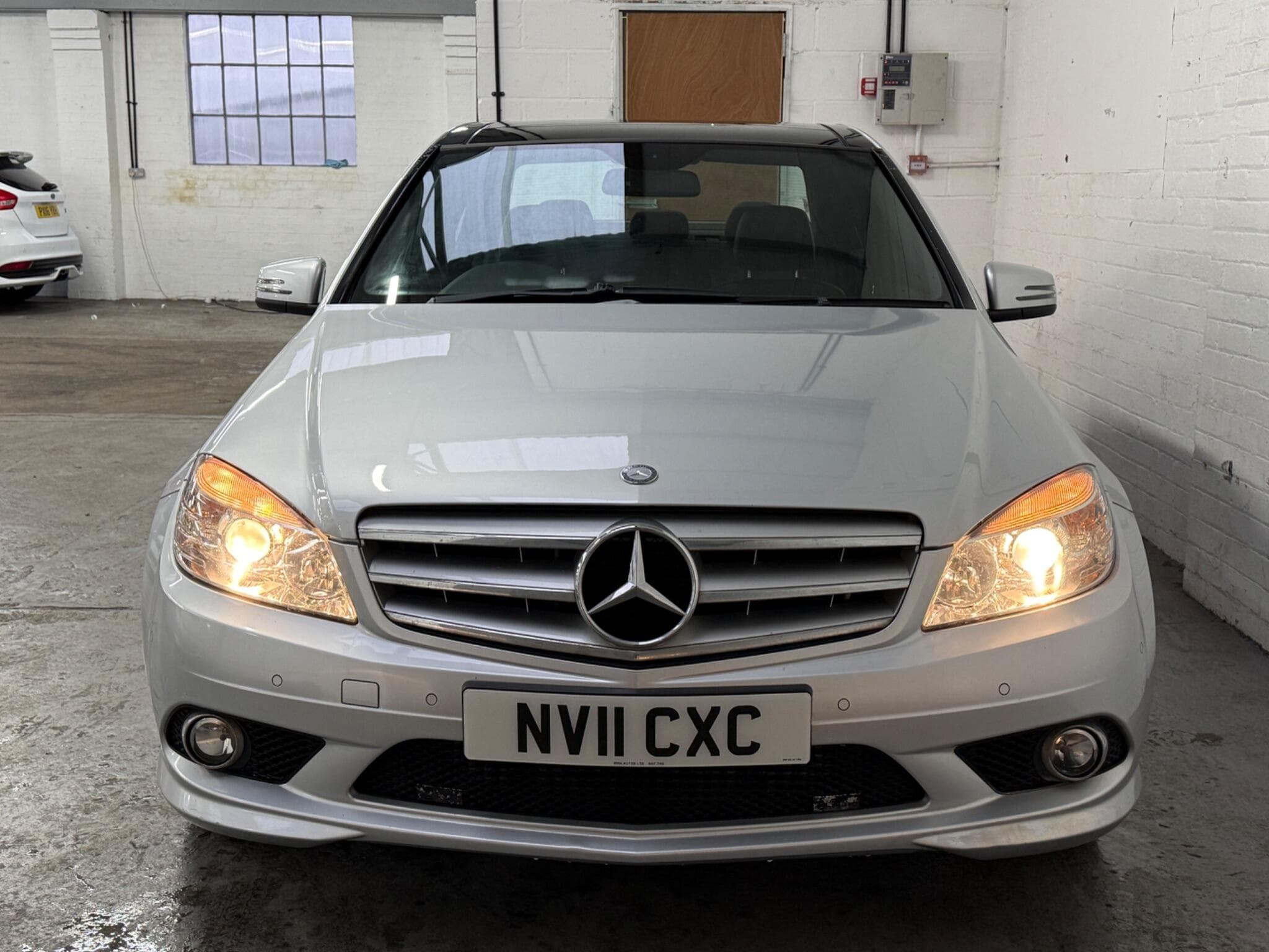 2011 Mercedes-Benz C Class - Image 2