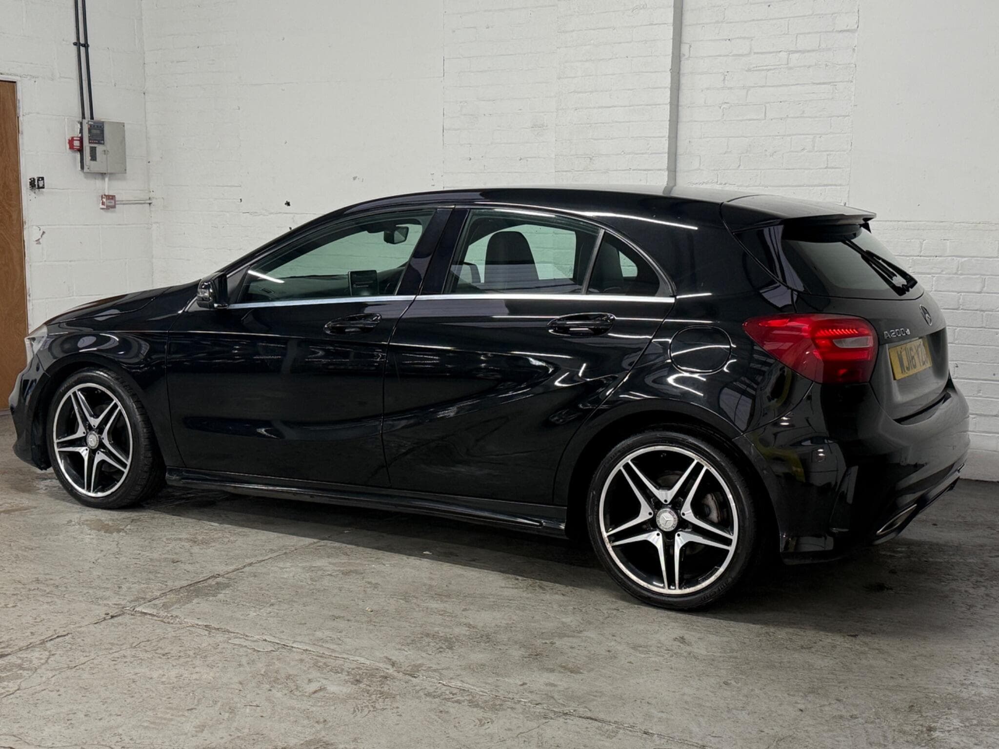 2016 Mercedes-Benz A Class - Image 9