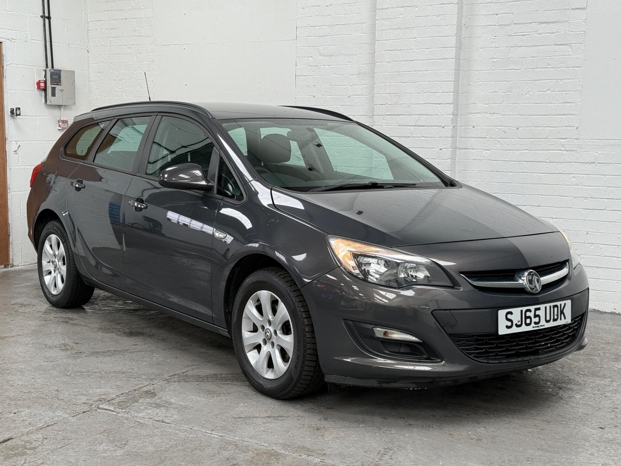 2016 Vauxhall Astra - Image 7