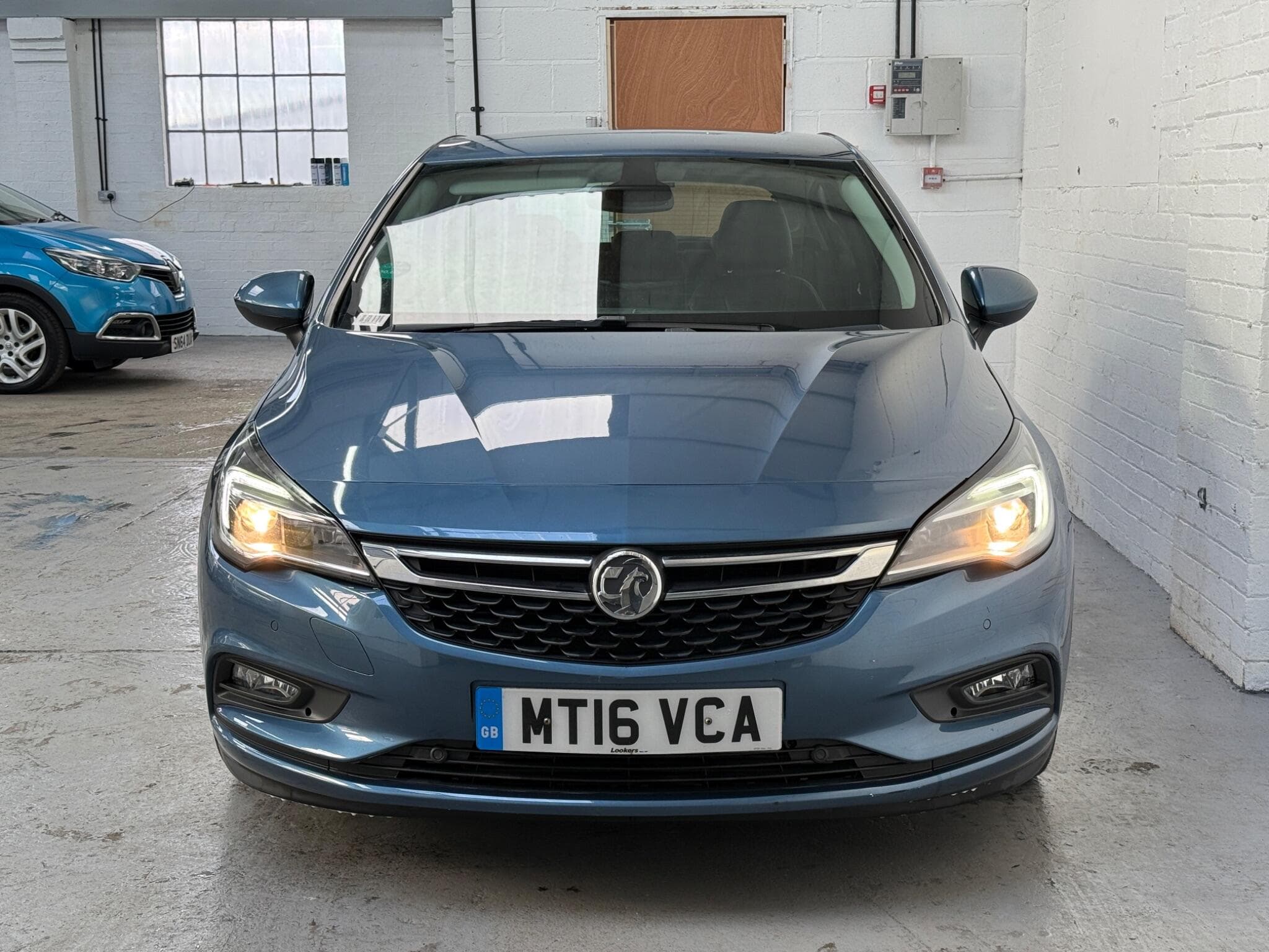2016 Vauxhall Astra - Image 2