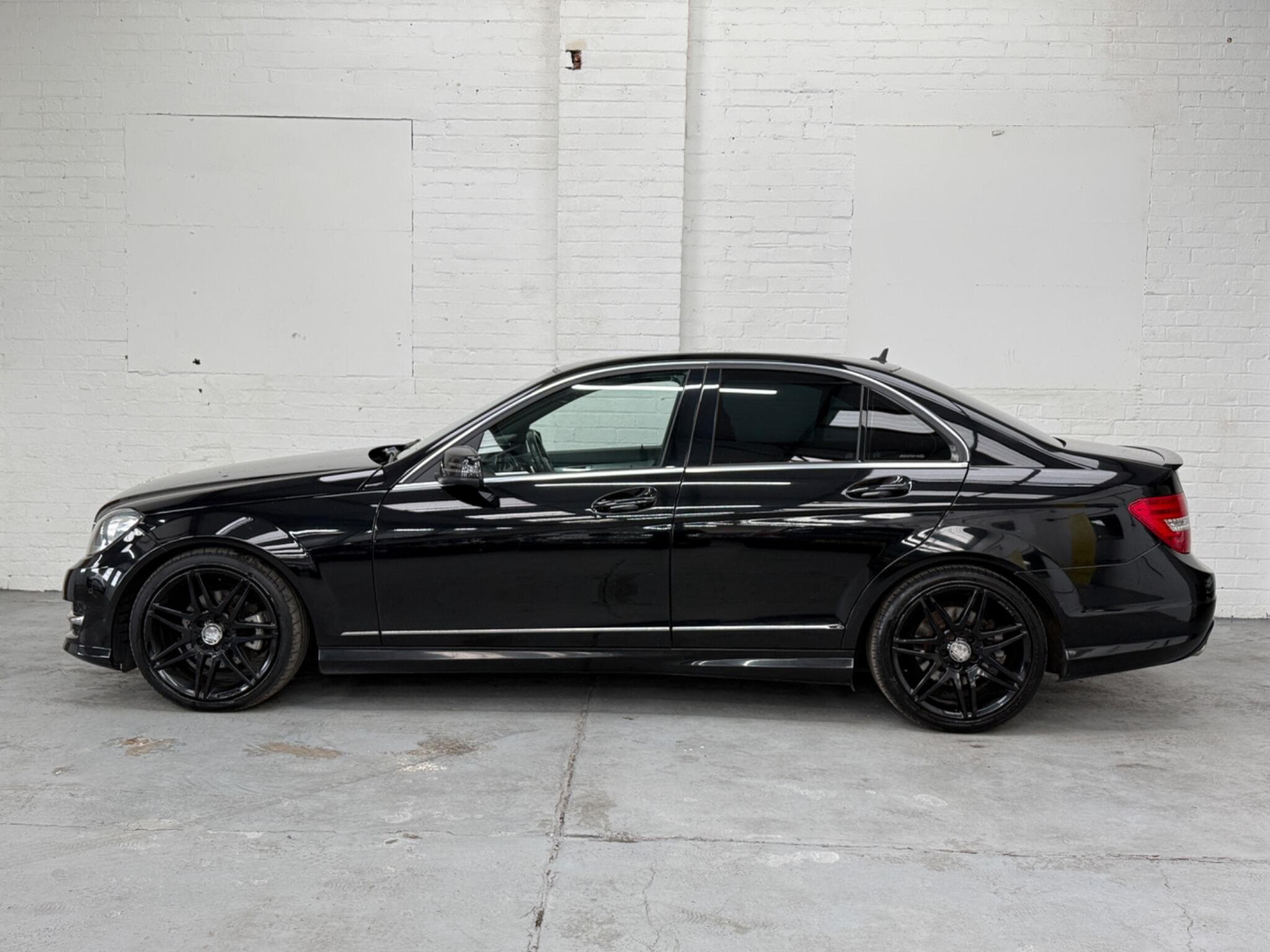 2013 Mercedes-Benz C Class - Image 5