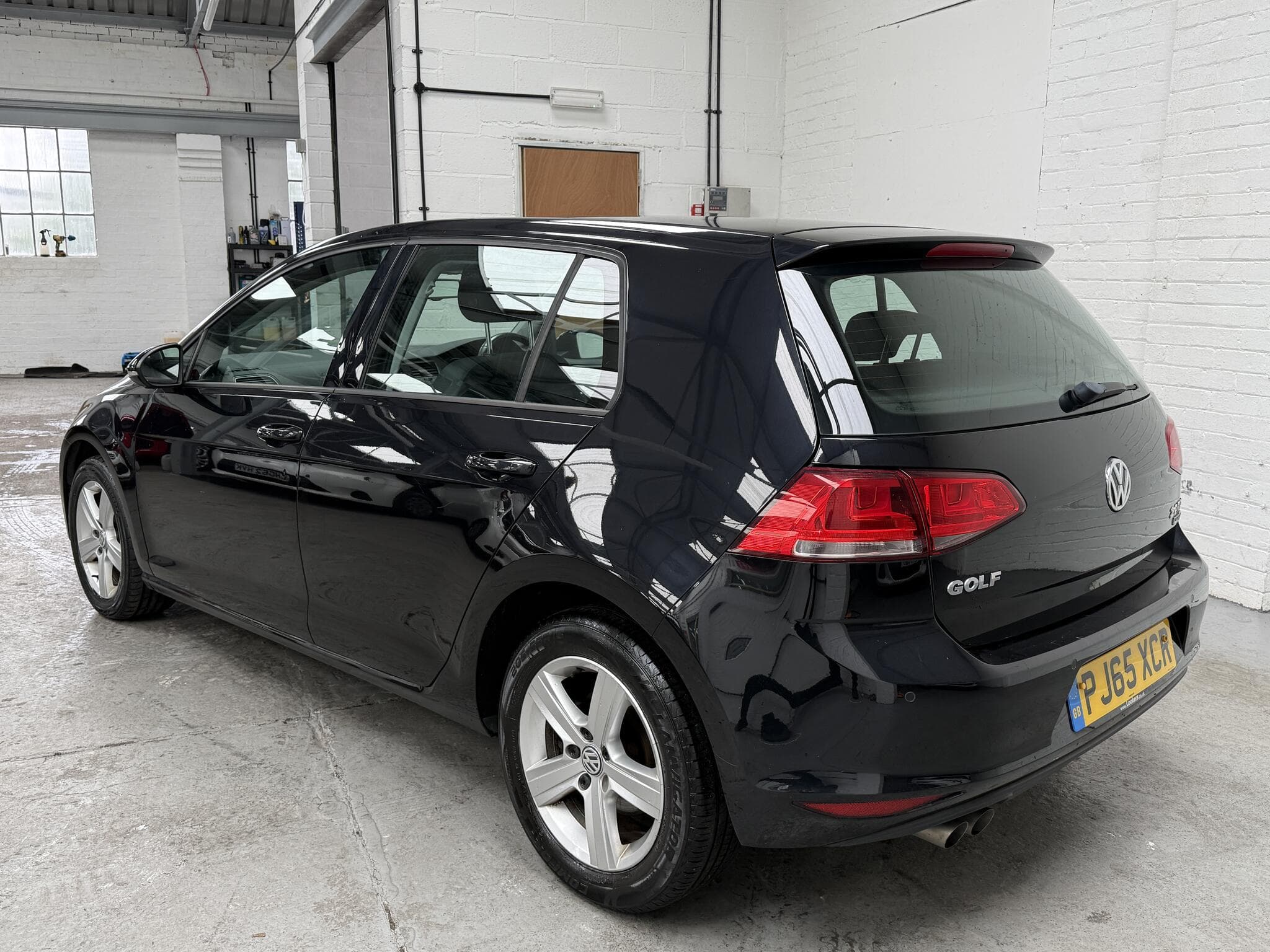 2015 Volkswagen Golf - Image 6