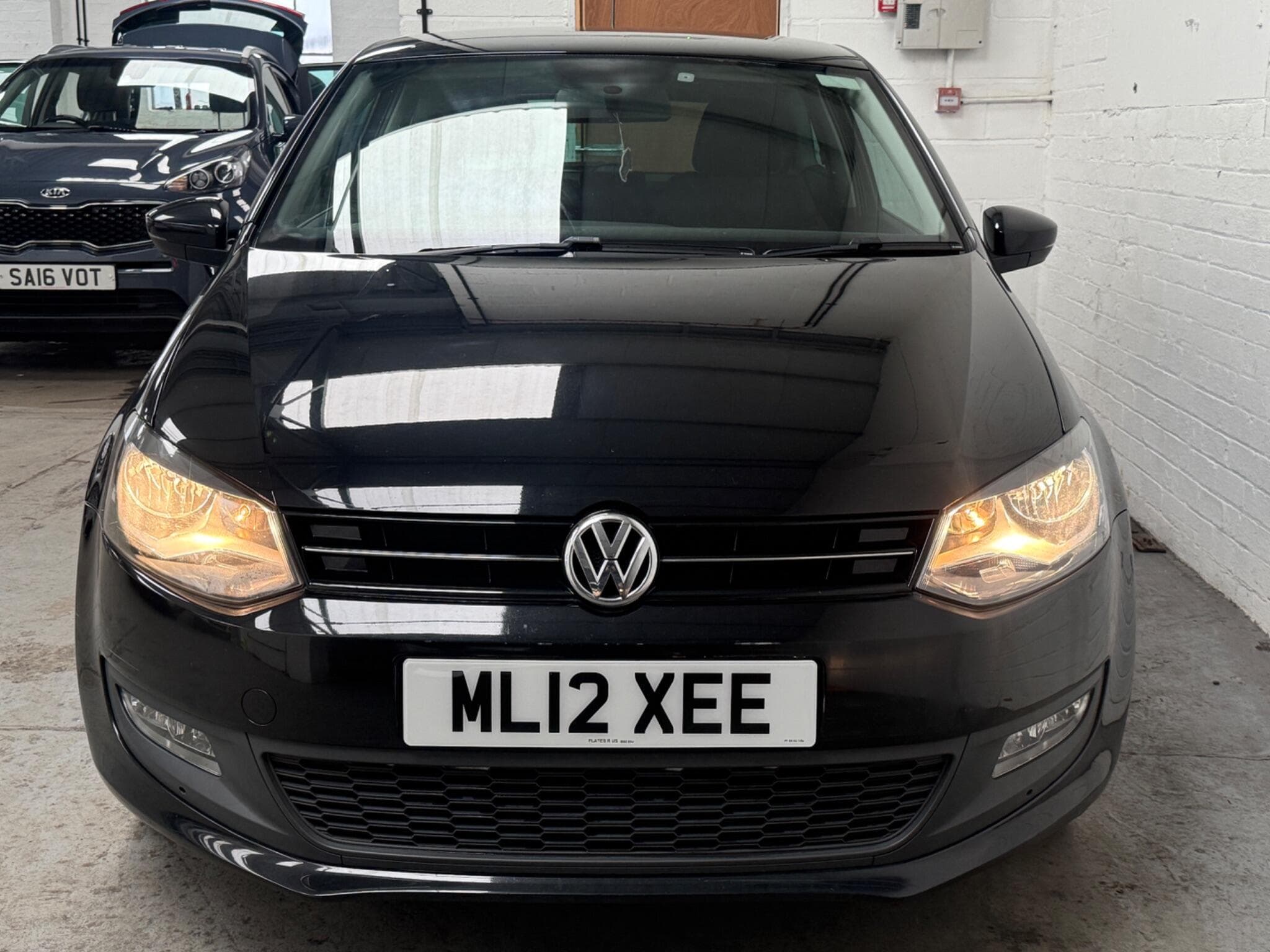 2012 Volkswagen Polo - Image 2