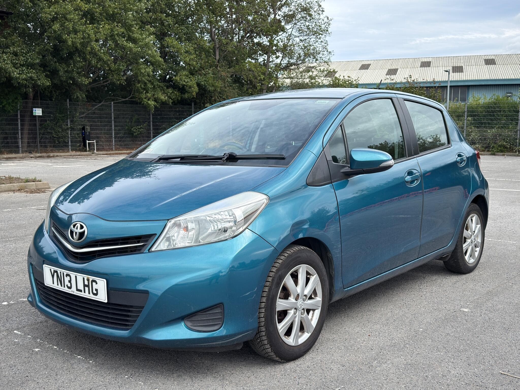 2013 Toyota Yaris - Image 3