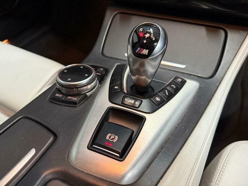 2014 BMW M5 - Image 17