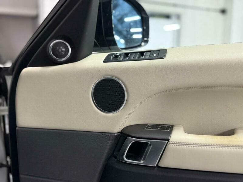 2017 Land Rover Range Rover Sport - Image 26