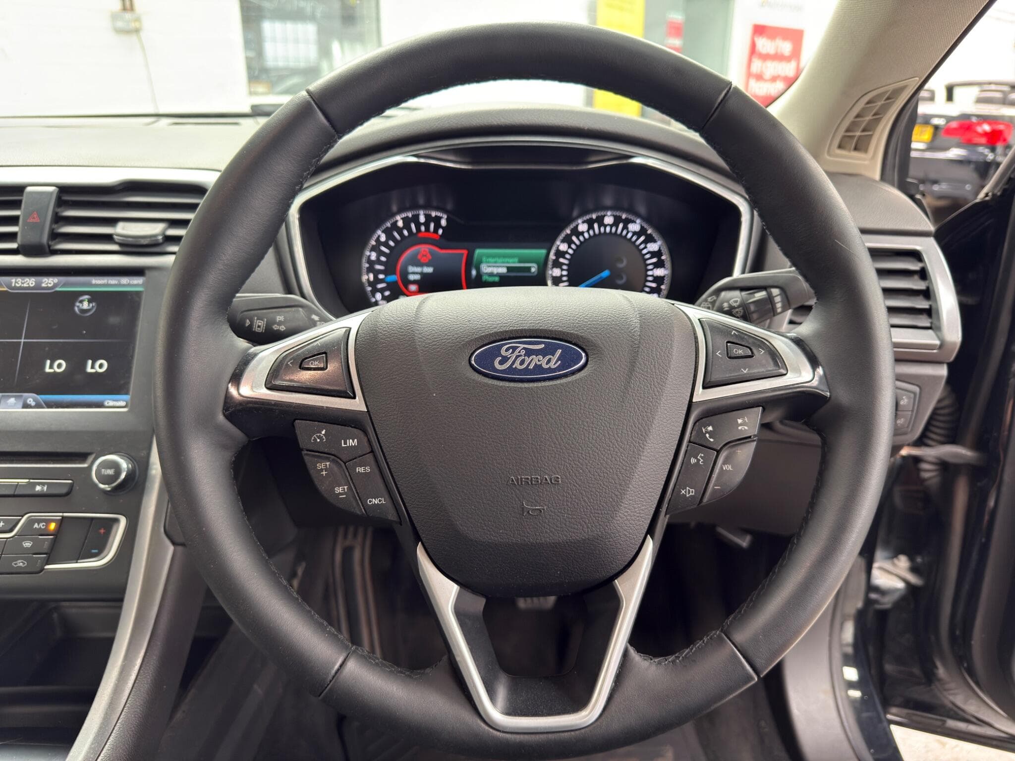 2015 Ford Mondeo - Image 22