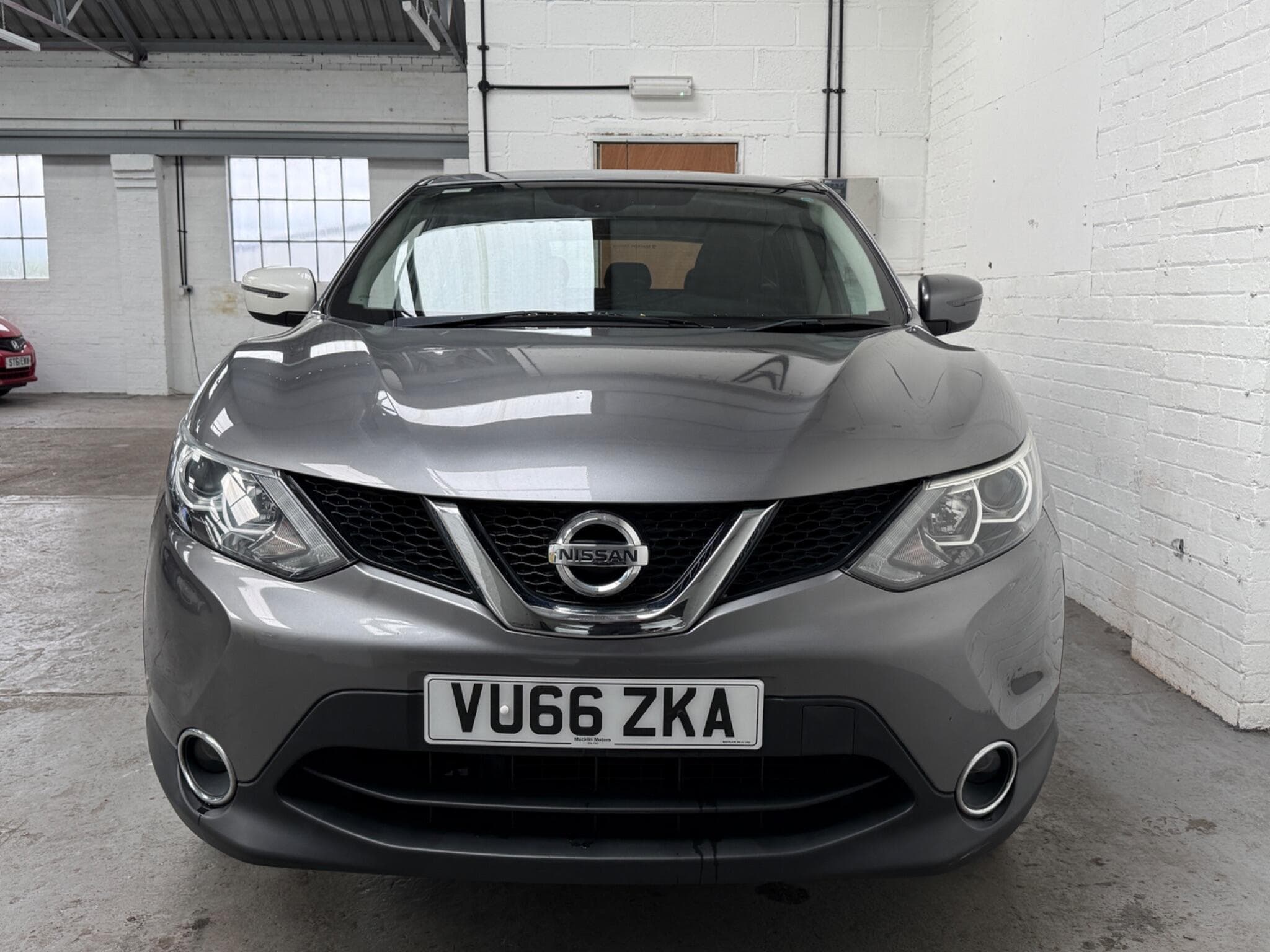 2016 Nissan Qashqai - Image 2