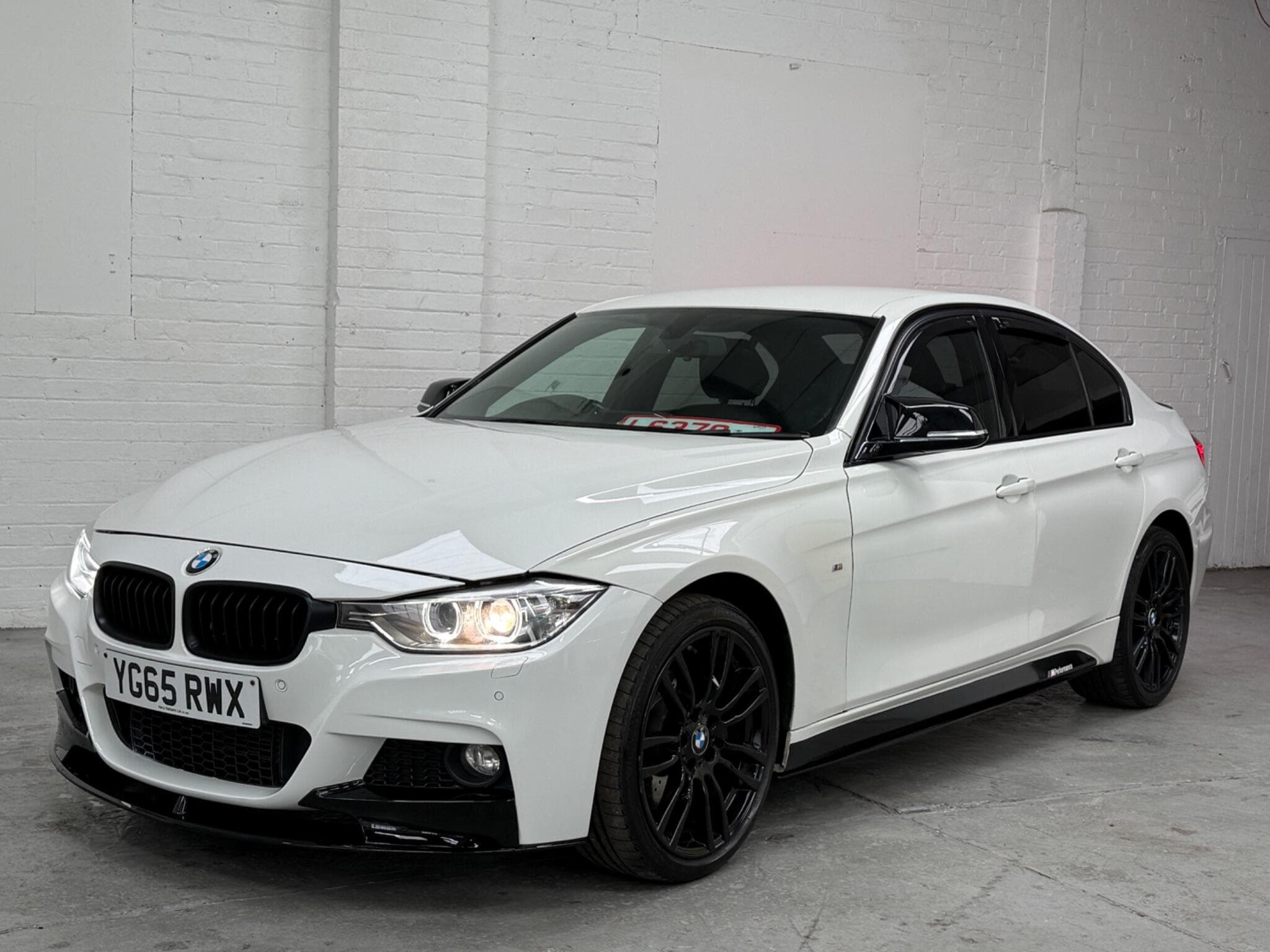 2015 BMW 3 Series - Image 8