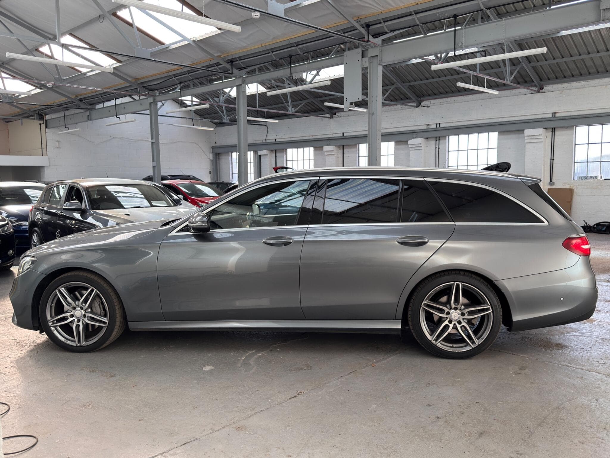 2016 Mercedes-Benz E Class - Image 5