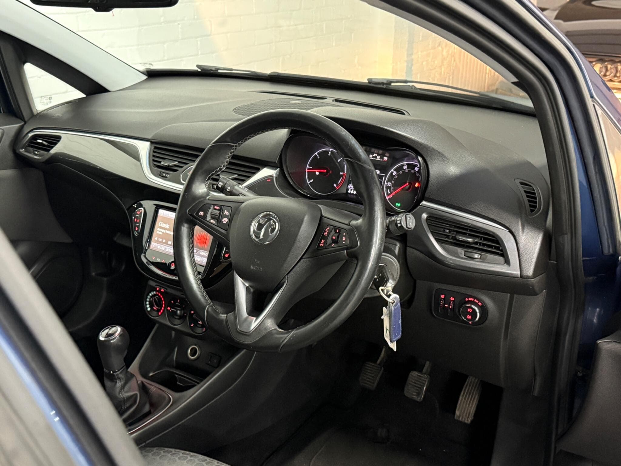 2015 Vauxhall Corsa - Image 13