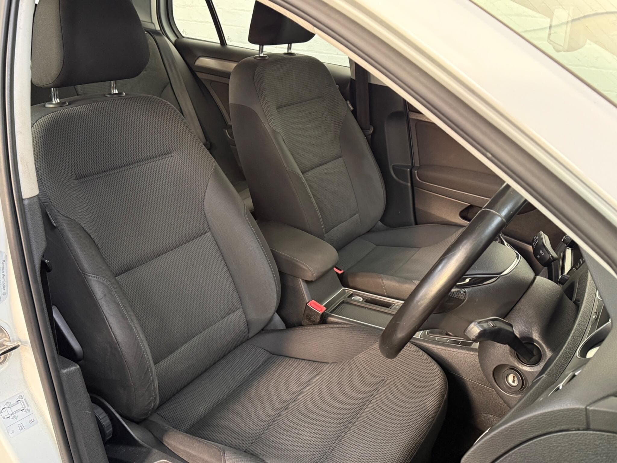 2014 Volkswagen Golf - Image 16