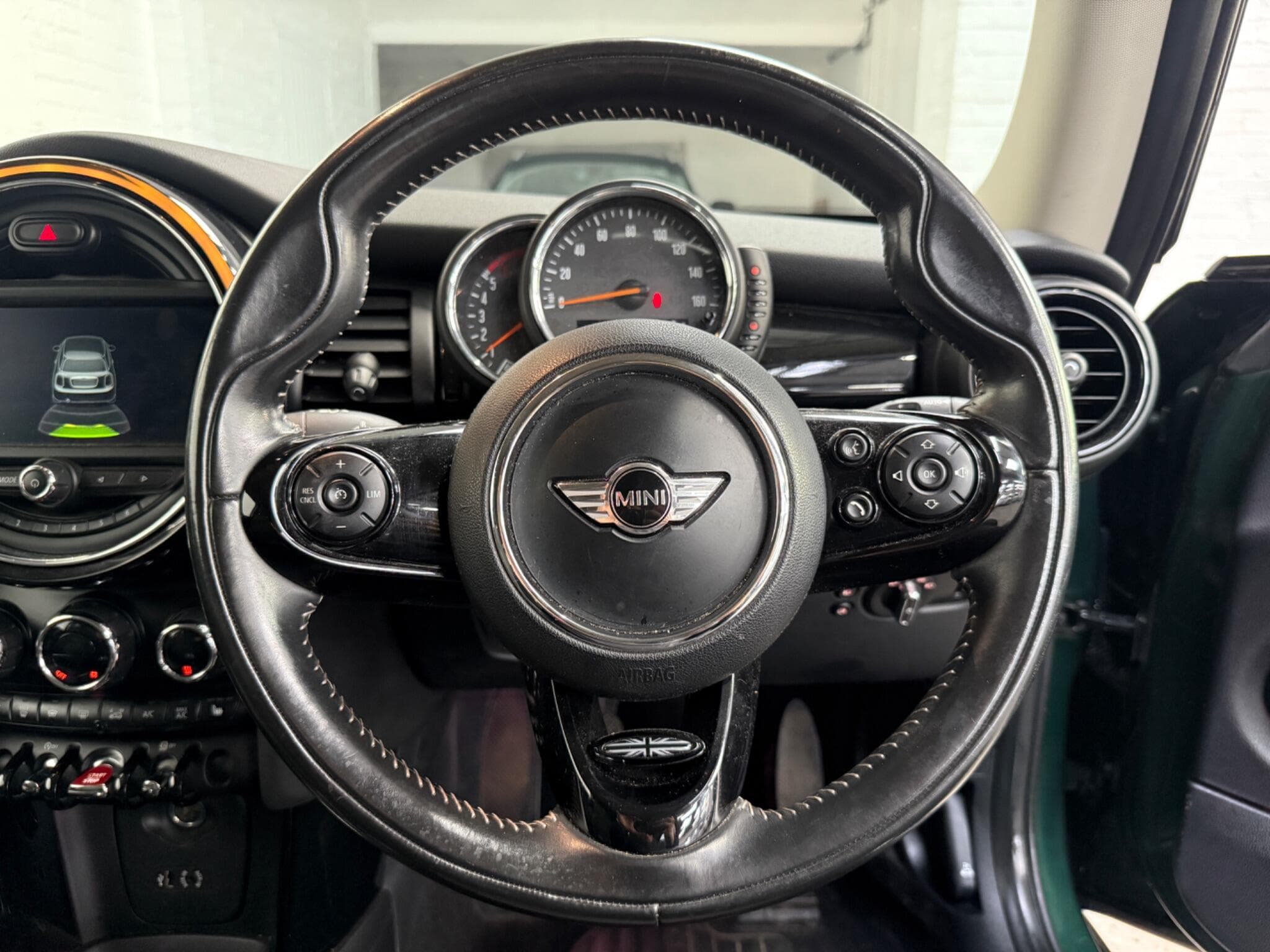 2016 MINI Hatch - Image 19