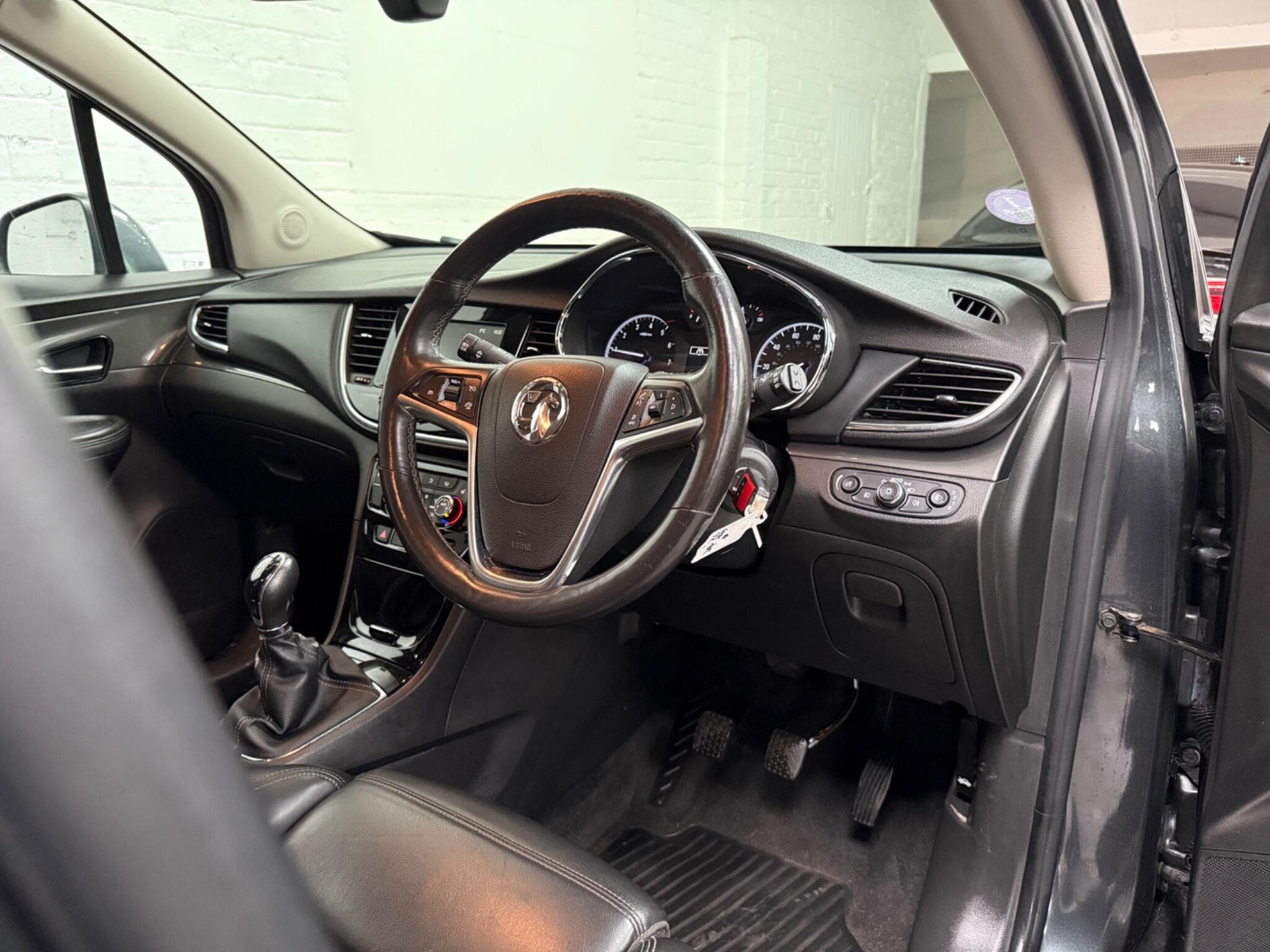 2017 Vauxhall Mokka X - Image 13