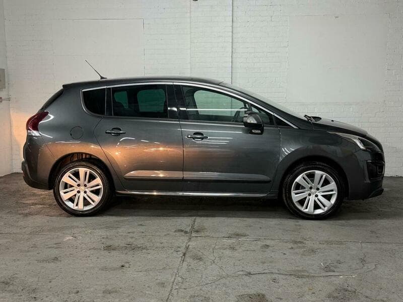 2015 Peugeot 3008 - Image 11