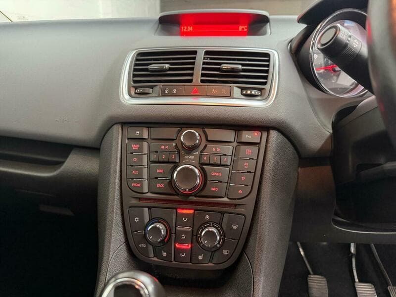 2015 Vauxhall Meriva - Image 15