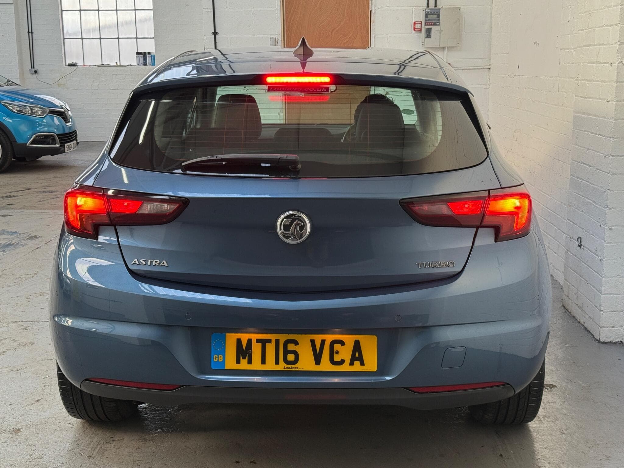 2016 Vauxhall Astra - Image 11