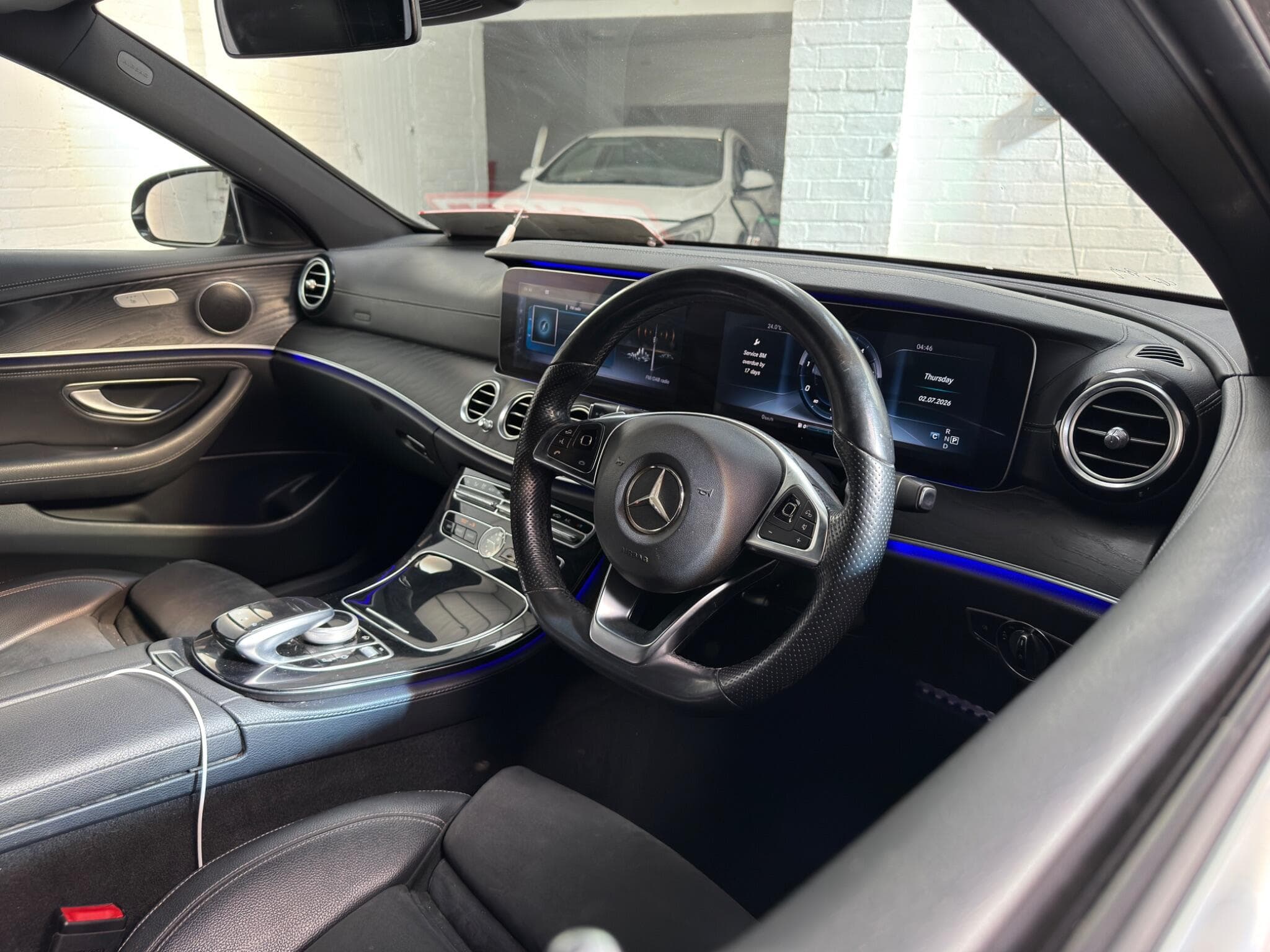 2016 Mercedes-Benz E Class - Image 12