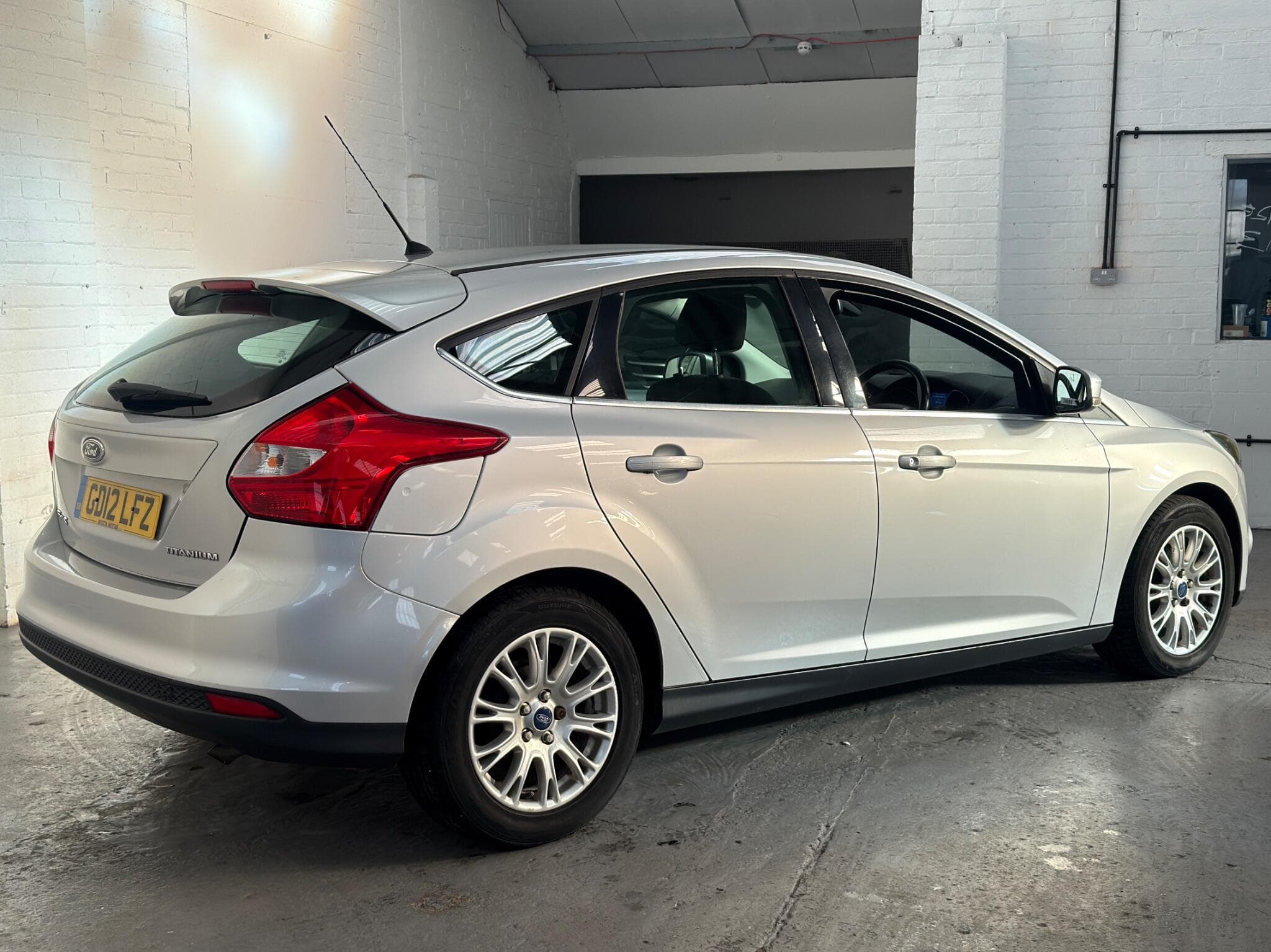 2012 Ford Focus - Image 13