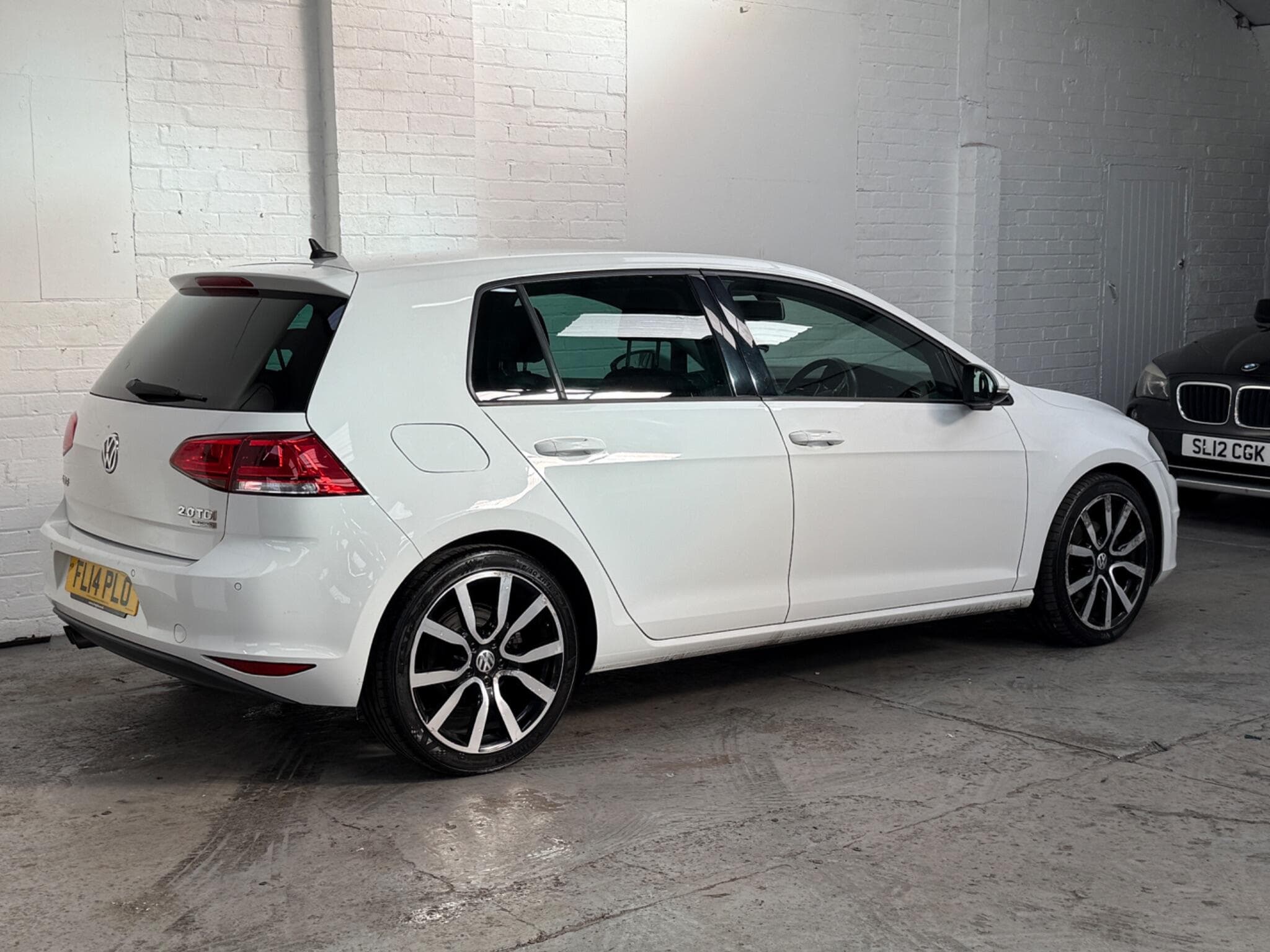 2014 Volkswagen Golf - Image 11