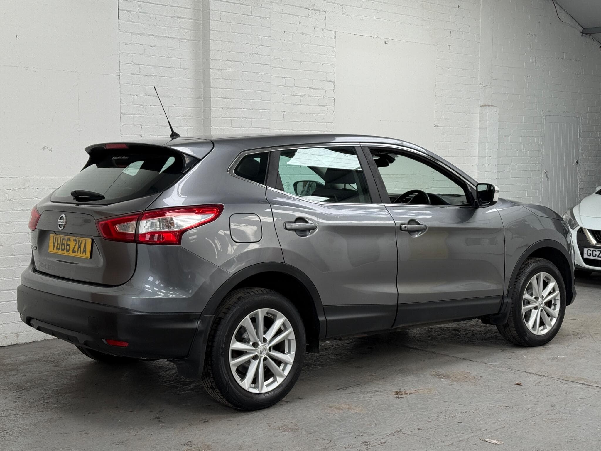 2016 Nissan Qashqai - Image 9