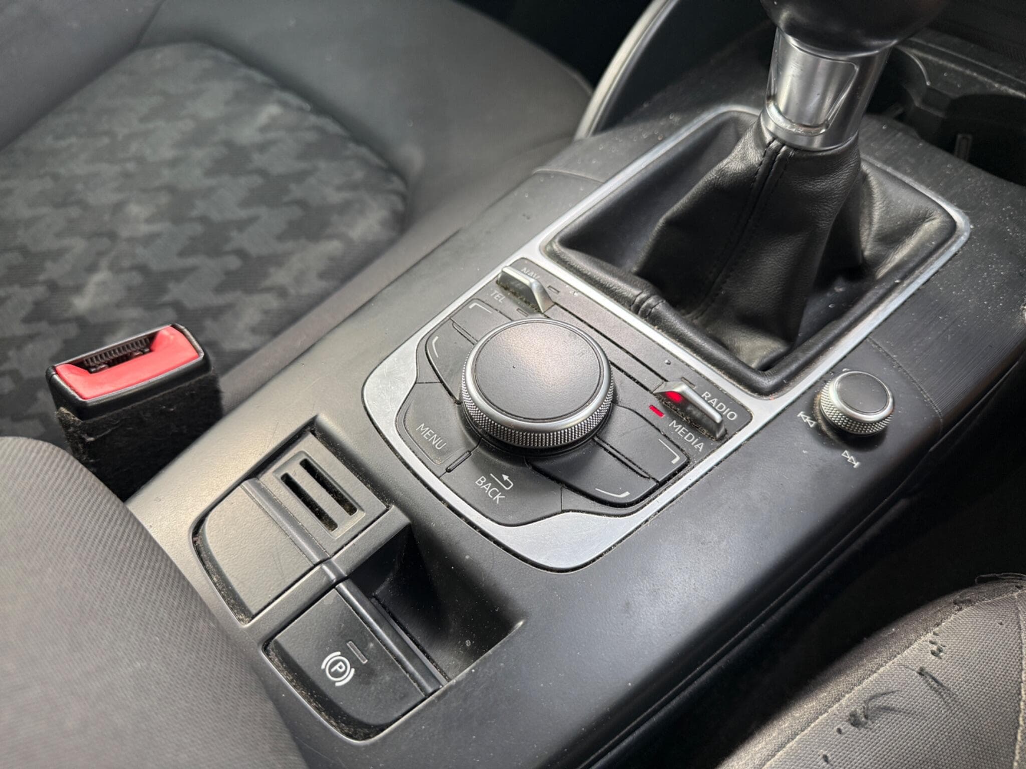 2015 Audi A3 - Image 12