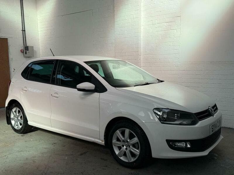 2014 Volkswagen Polo - Image 32