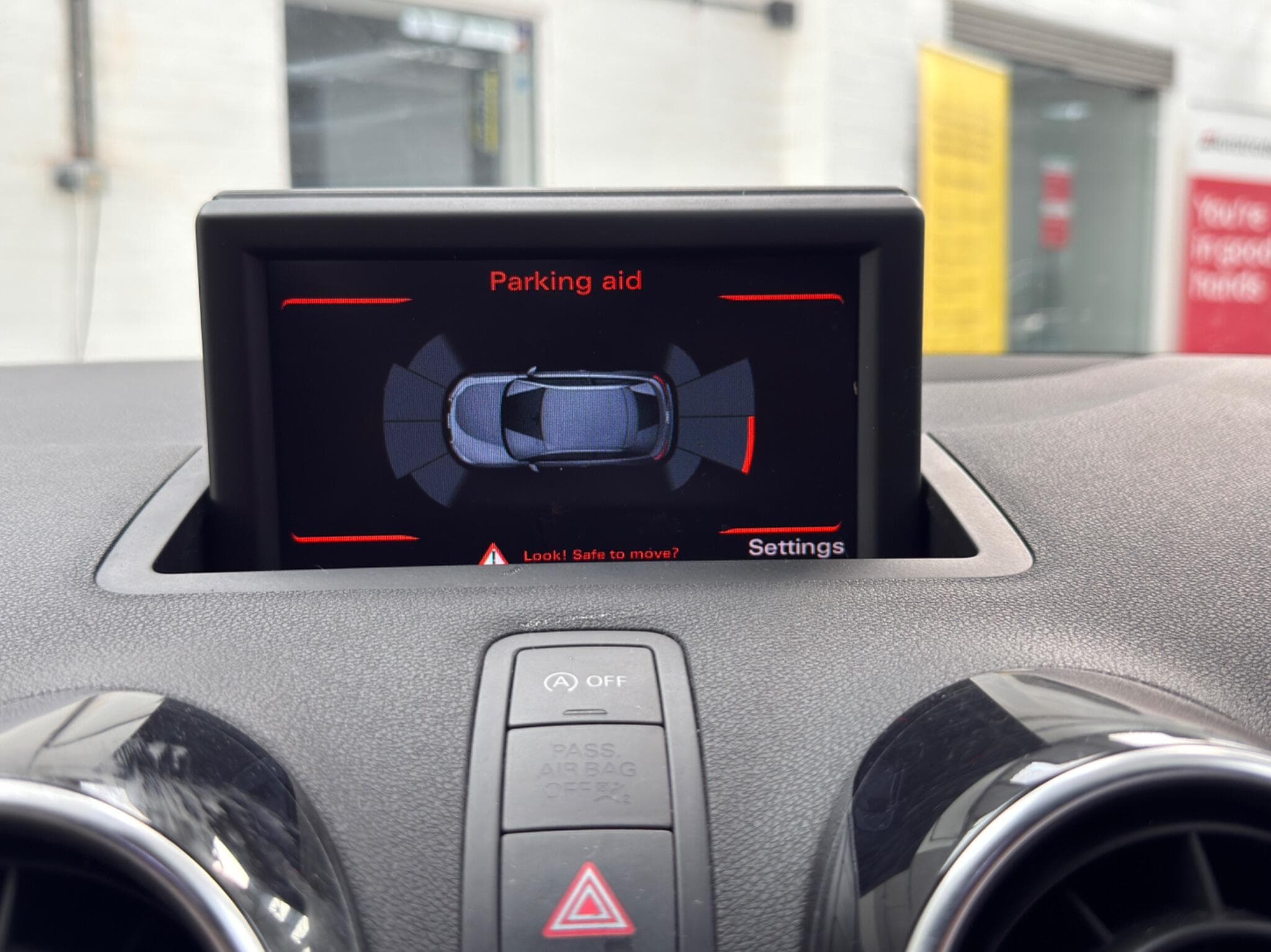 2015 Audi A1 - Image 24