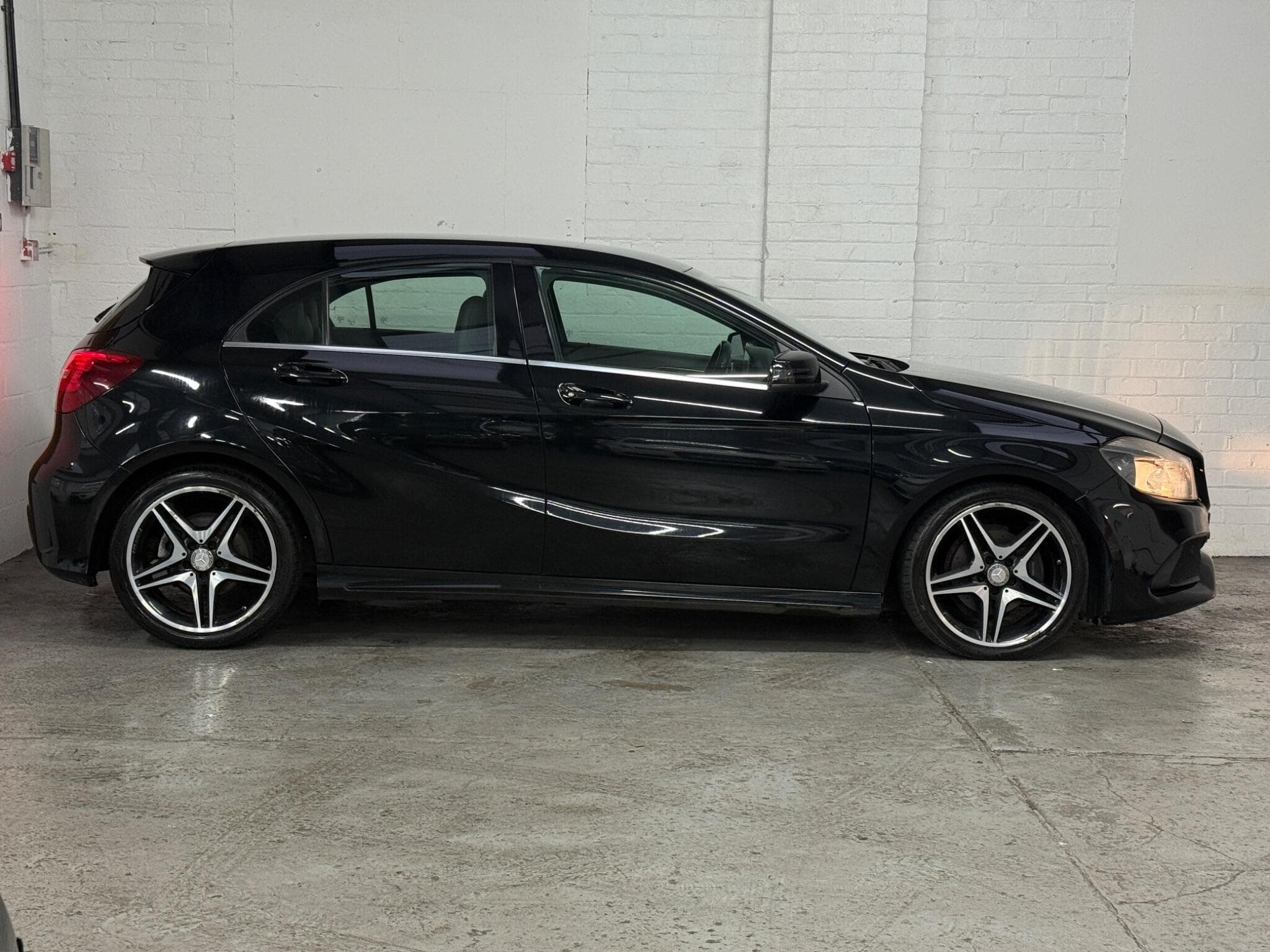 2016 Mercedes-Benz A Class - Image 12