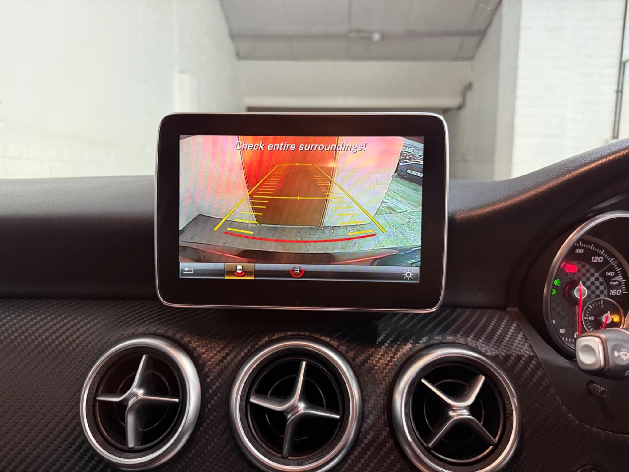 2016 Mercedes-Benz A Class - Image 28