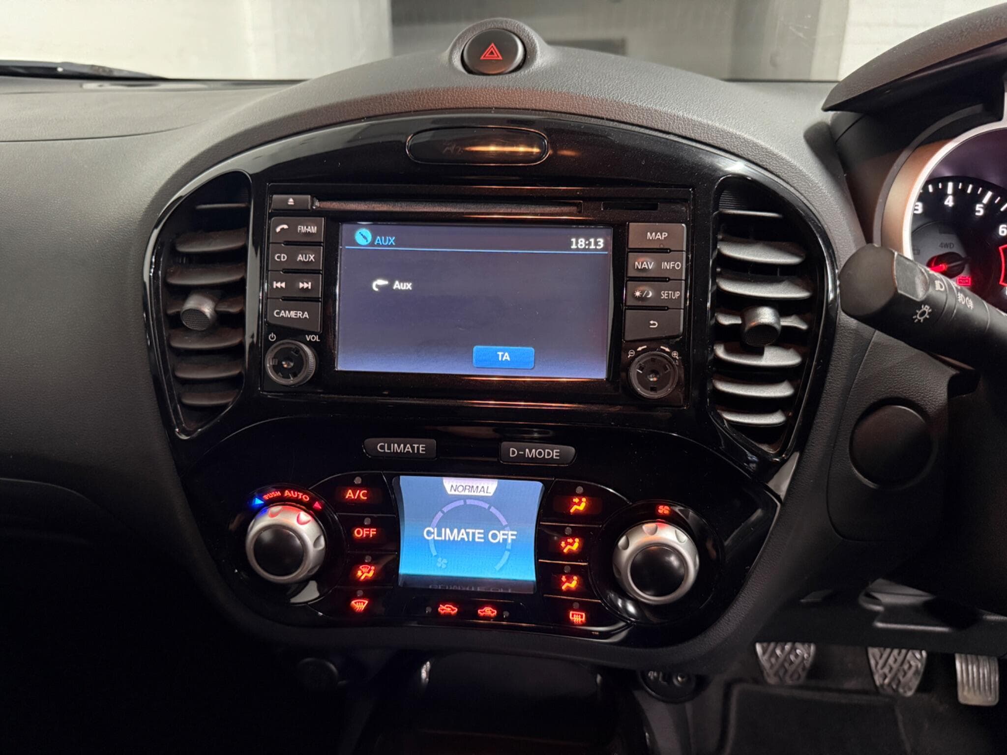 2014 Nissan Juke - Image 15